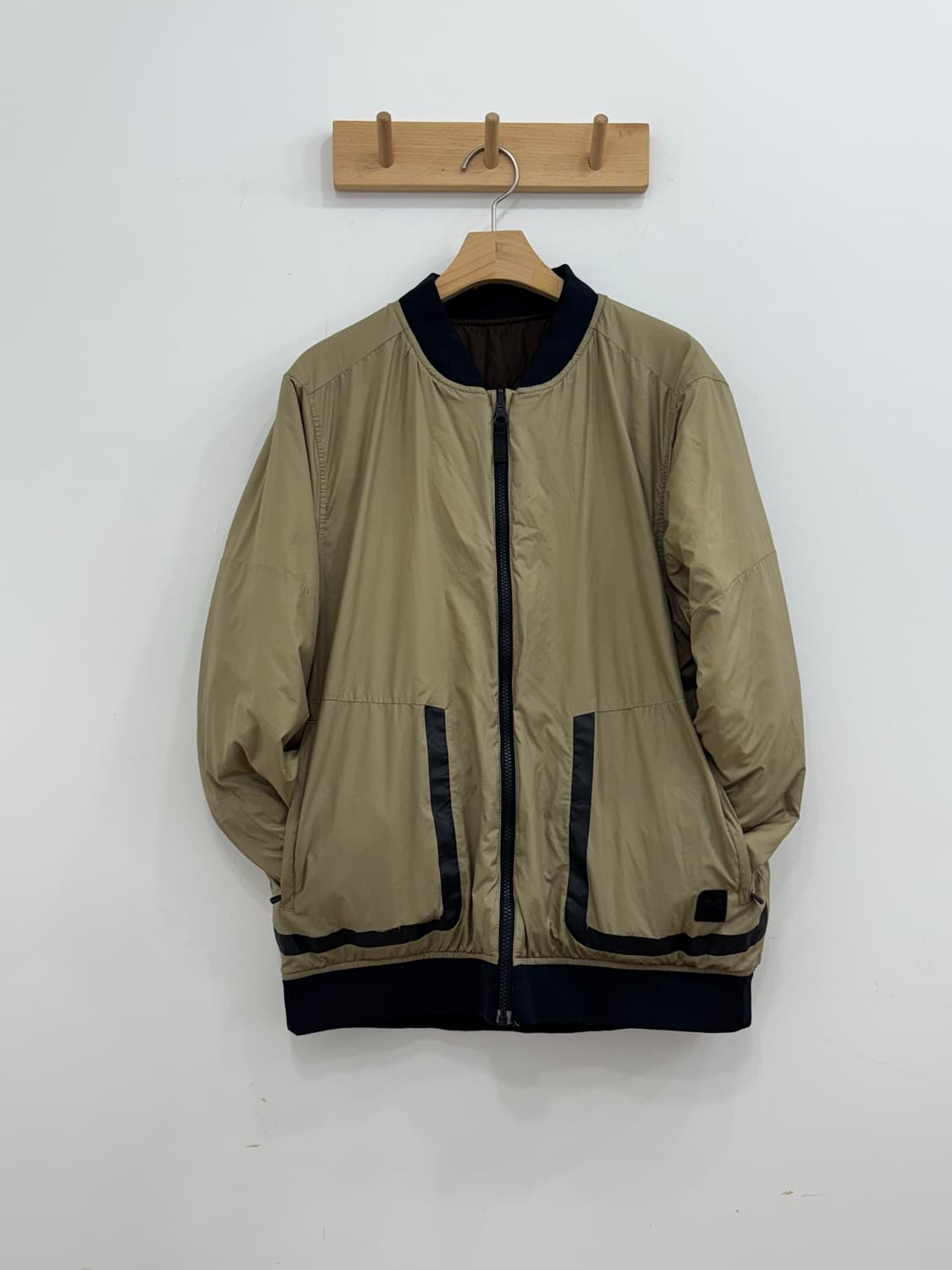 언더아머 투웨이 지퍼 경량패딩 상품이미지8