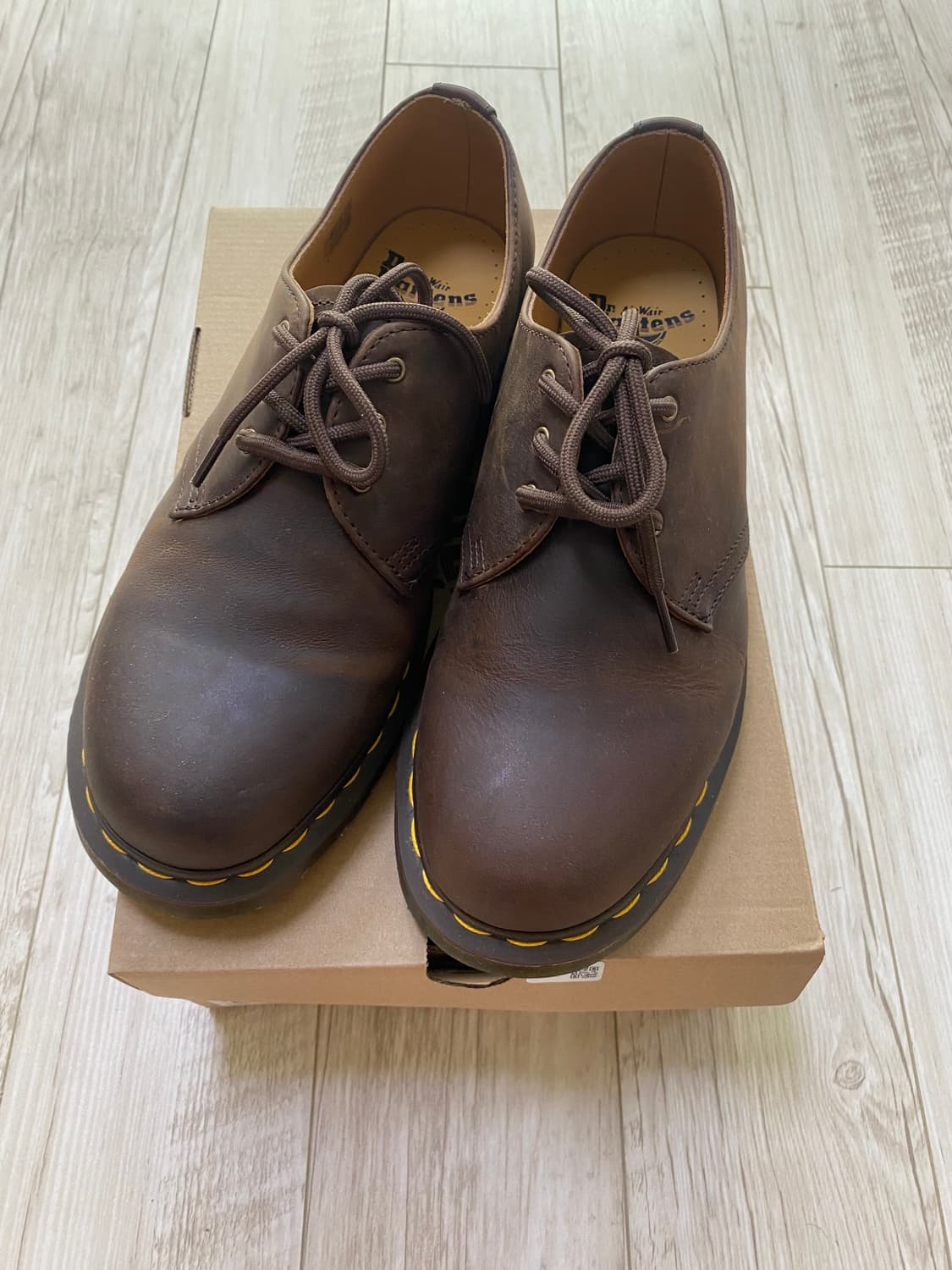 닥터마틴 1461 3홀 크레이지홀스 270 상품이미지1