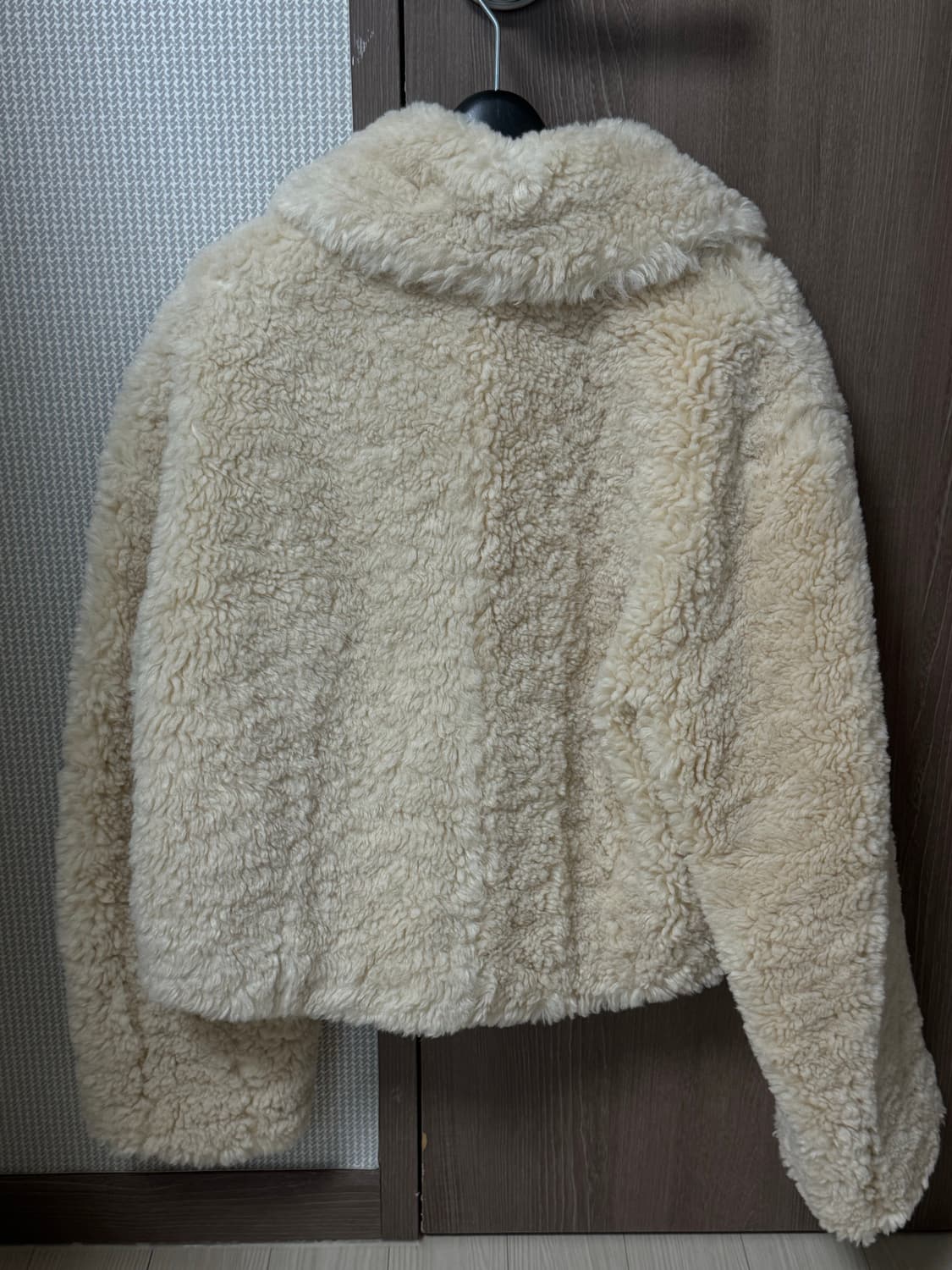 루에브르 페이크퍼 자켓 상품이미지6