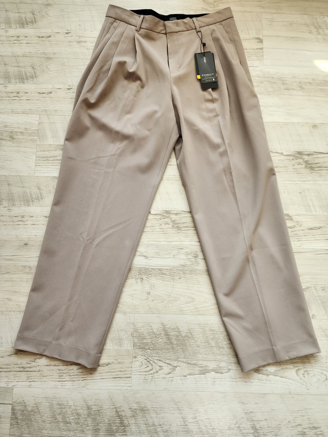 (새상품)무신사 스탠다드 라이트베이지 와이드 슬랙스 32인치 세미 벌룬핏 상품이미지1