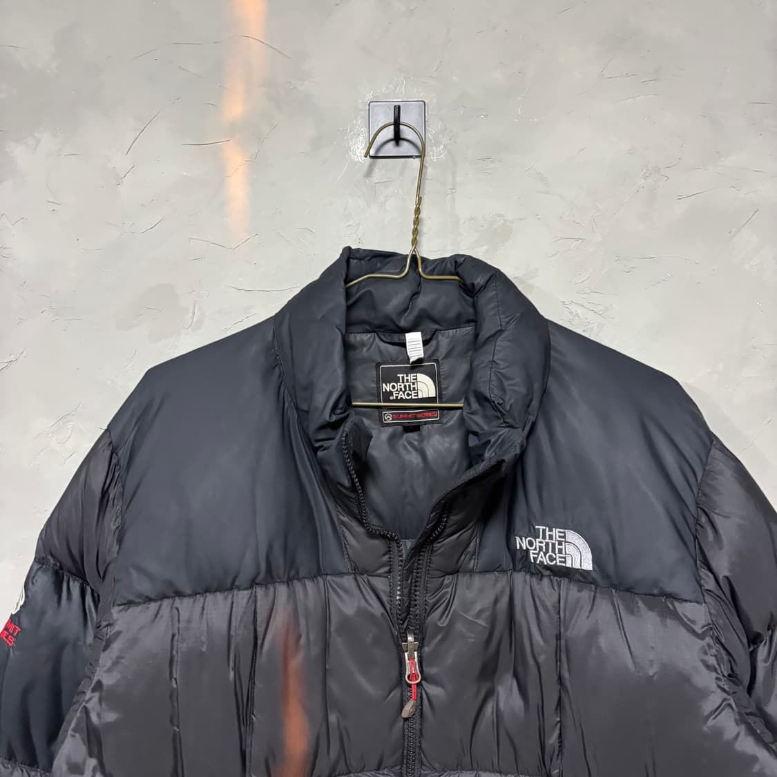 노스페이스 800 써밋 로체 구스다운 패딩 블랙 상품이미지2