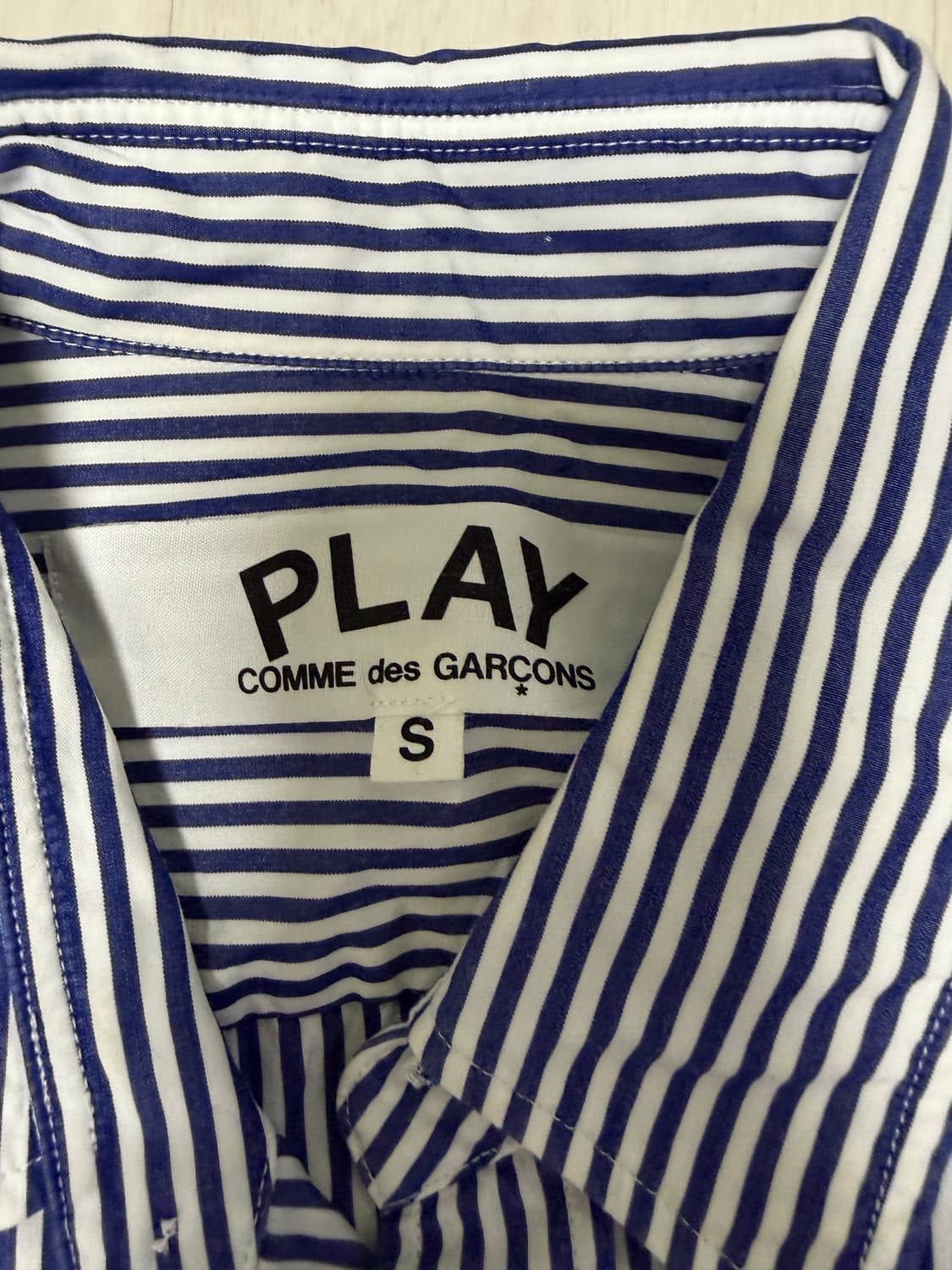 꼼데가르송 네이비 스트라이프 셔츠 S 정품 상품이미지3
