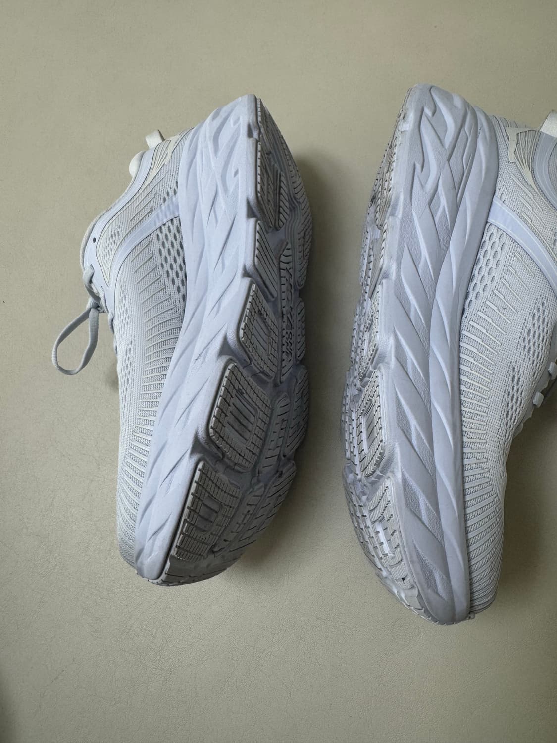 호카 본디 화이트 265 상품이미지2