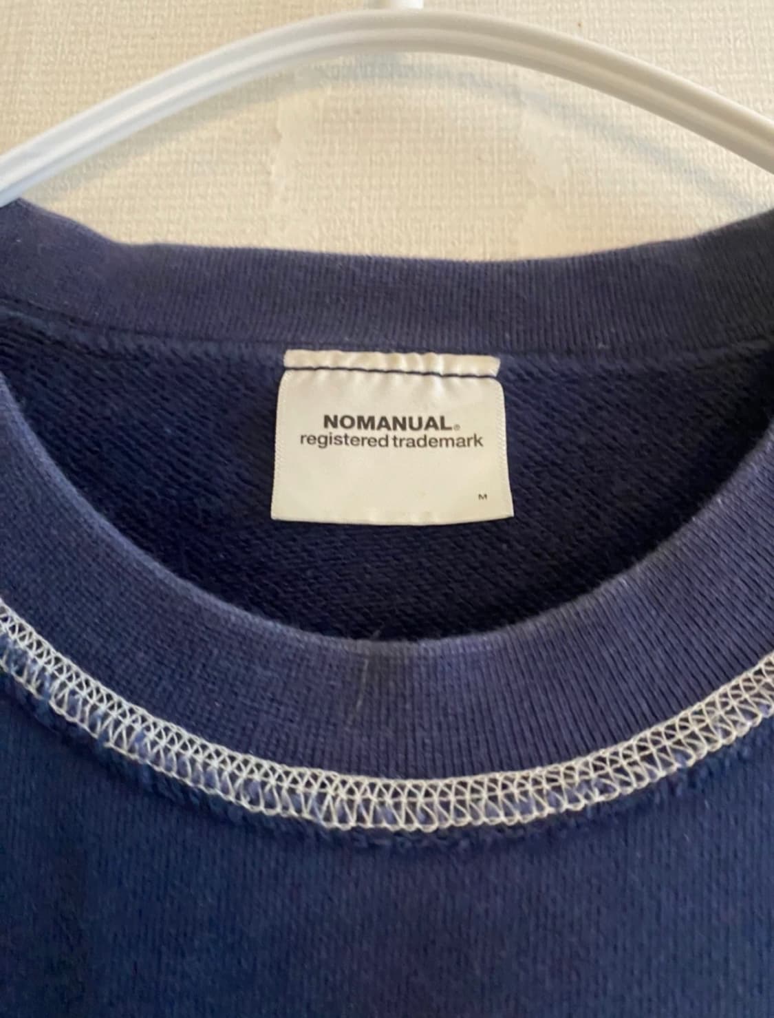 노매뉴얼 네이비 맨투맨 상품이미지2