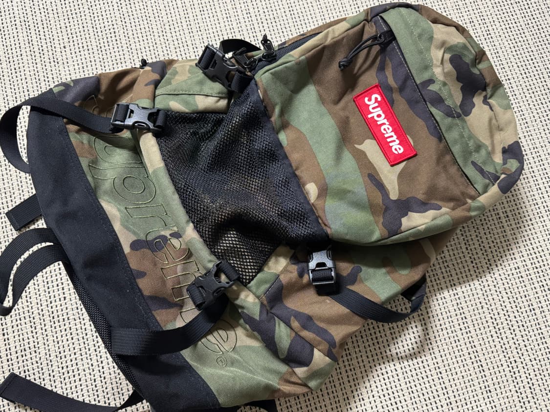 슈프림 15FW 컨투어 카모 우드랜드 백팩 상품이미지2