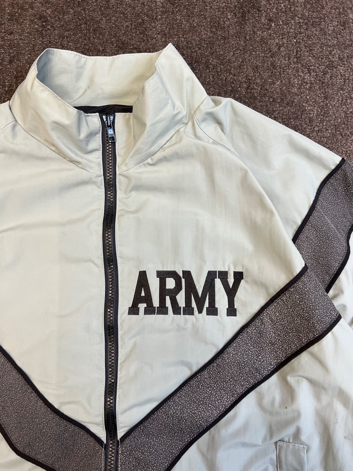 미군 ARMY 트레이닝 바람막이 상품이미지2