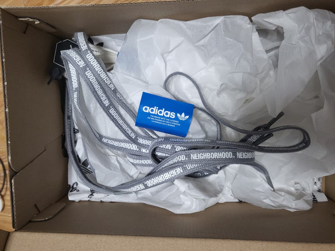 아디다스 x 네이버후드 슈퍼스타 그레이 화이트 275 상품이미지9