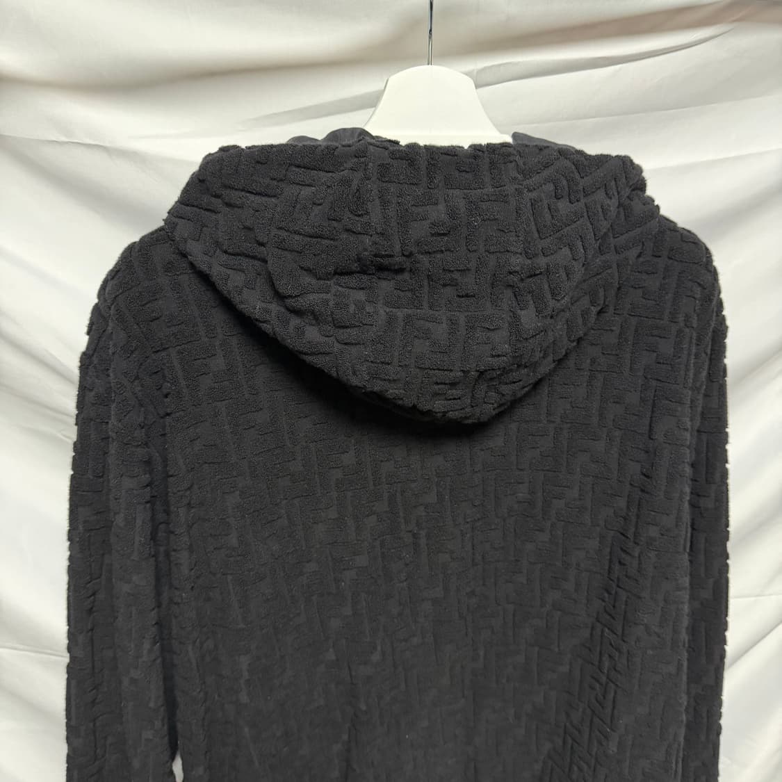 [S+급/XL] 펜디 FF 로고 모노그램 후드집업 블랙 상품이미지5