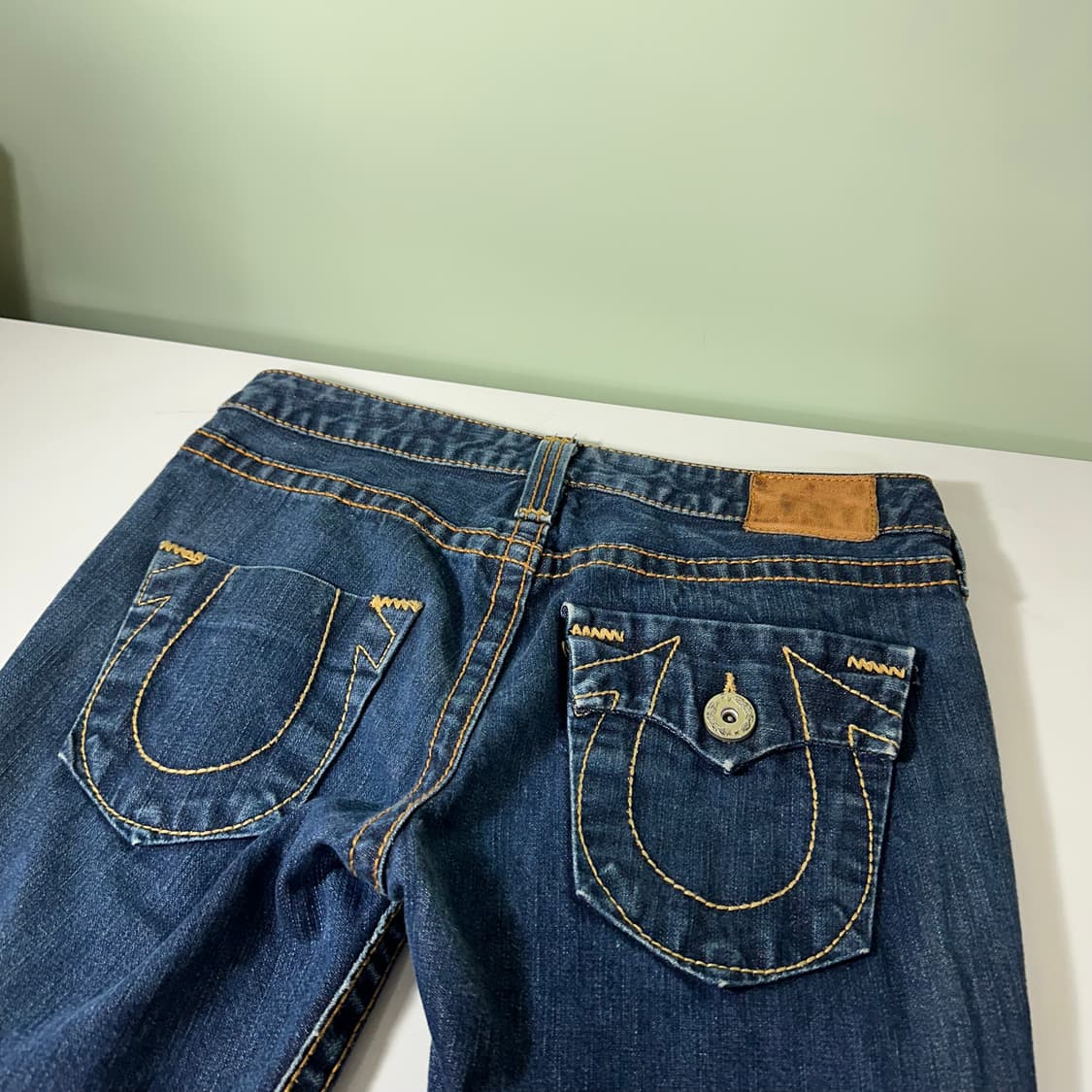 우먼M-L 트루릴리전 진청워시드 부츠컷 플레어 데님팬츠 상품이미지6