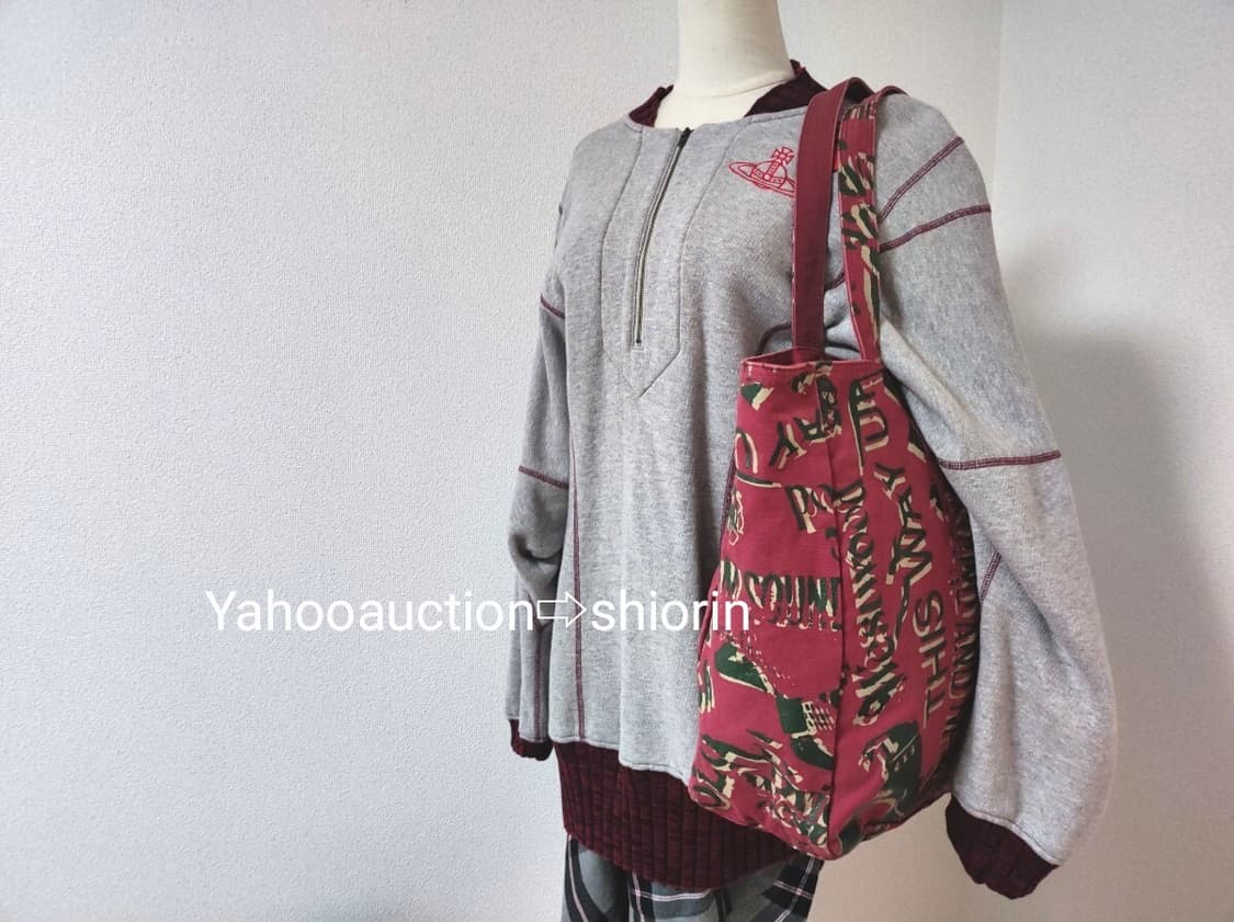 비비안 웨스트우드 레터링 캔버스 토트백 상품이미지5