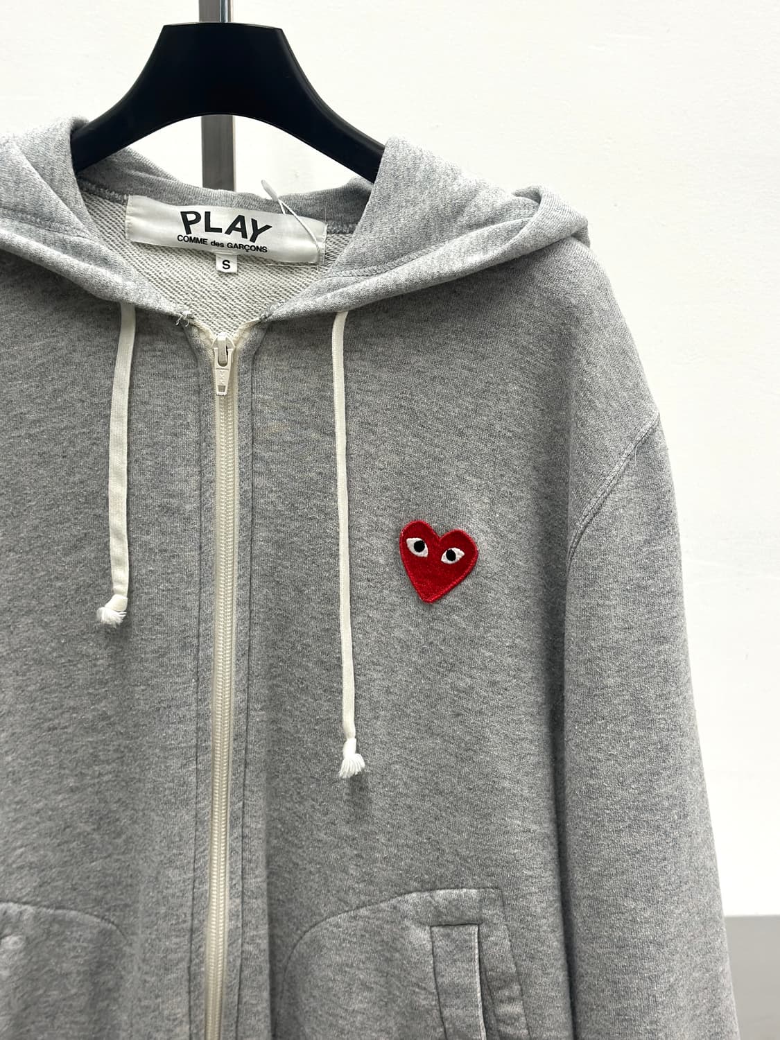 꼼데가르송 레드와펜 멜란지그레이 후드집업  상품이미지6