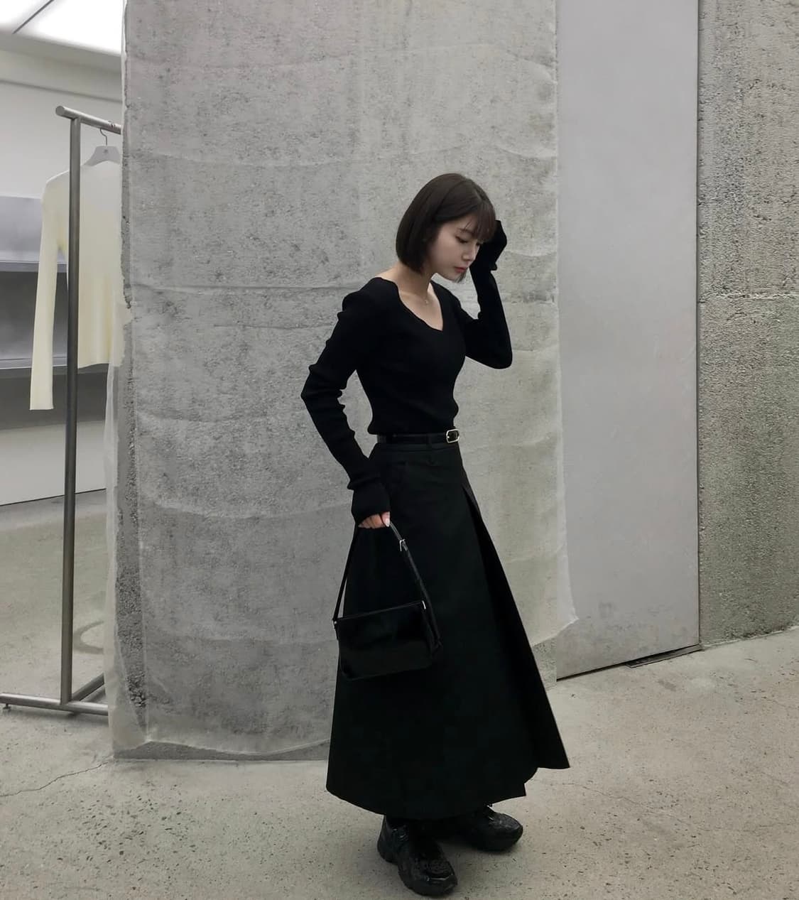 메종마레 Inverted Pleat Skirt Black  상품이미지2