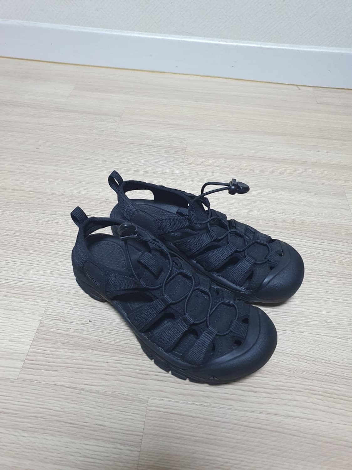 킨 뉴포트 H2 블랙 샌들 245 상품이미지2