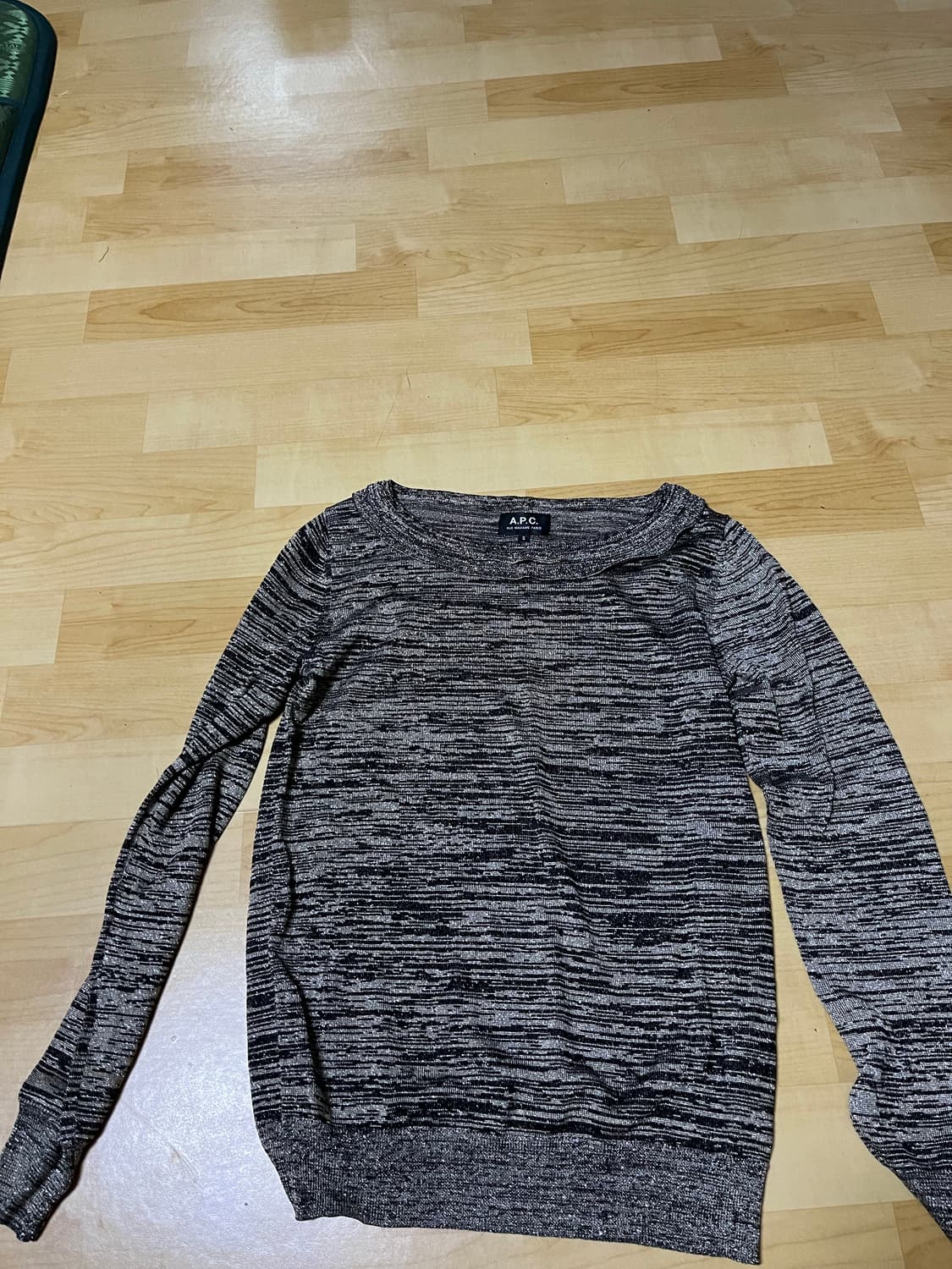 아페세 니트 상품이미지1