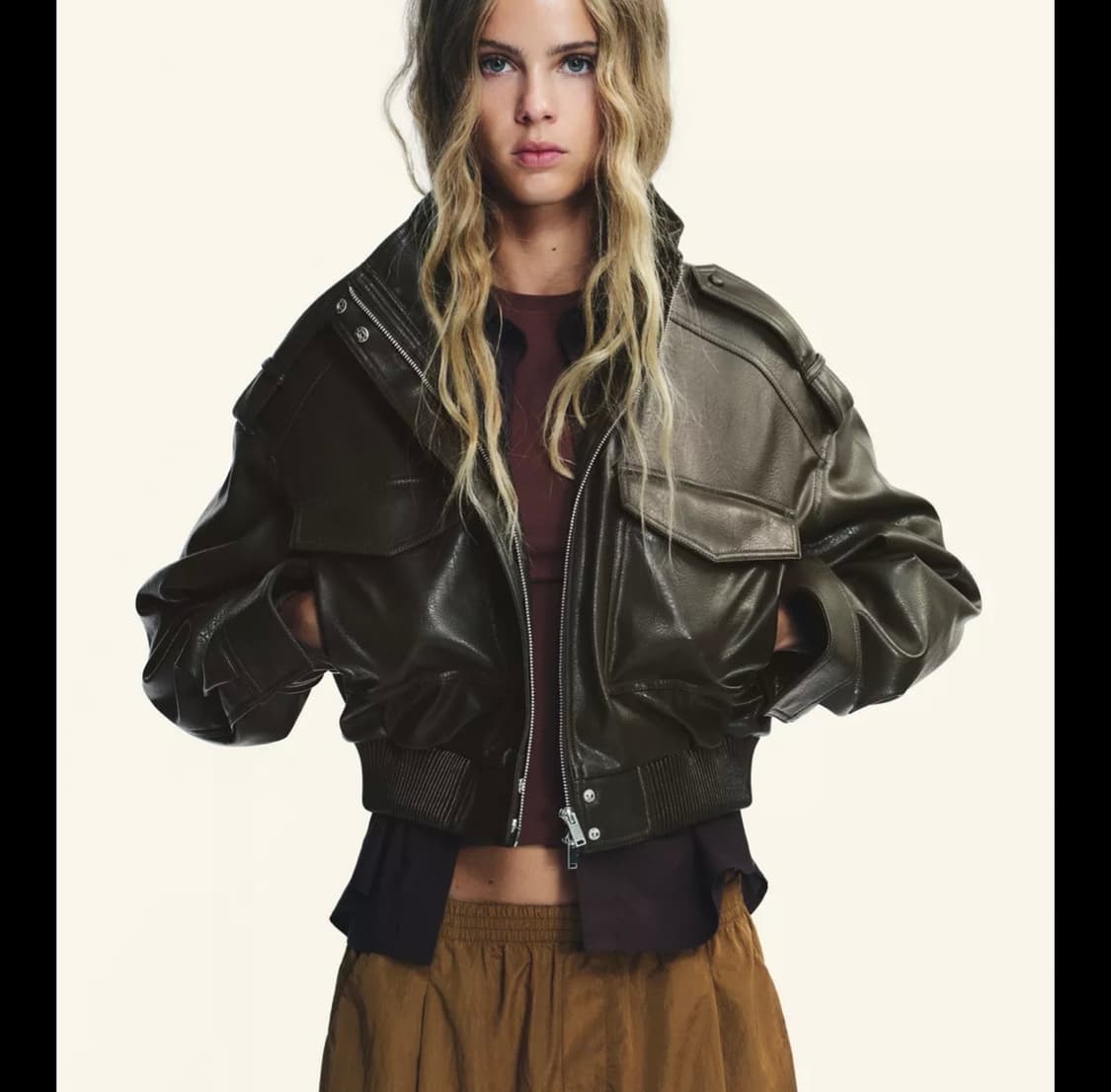 Zara 페이크 레더 쇼트 재킷 새제품 상품이미지3