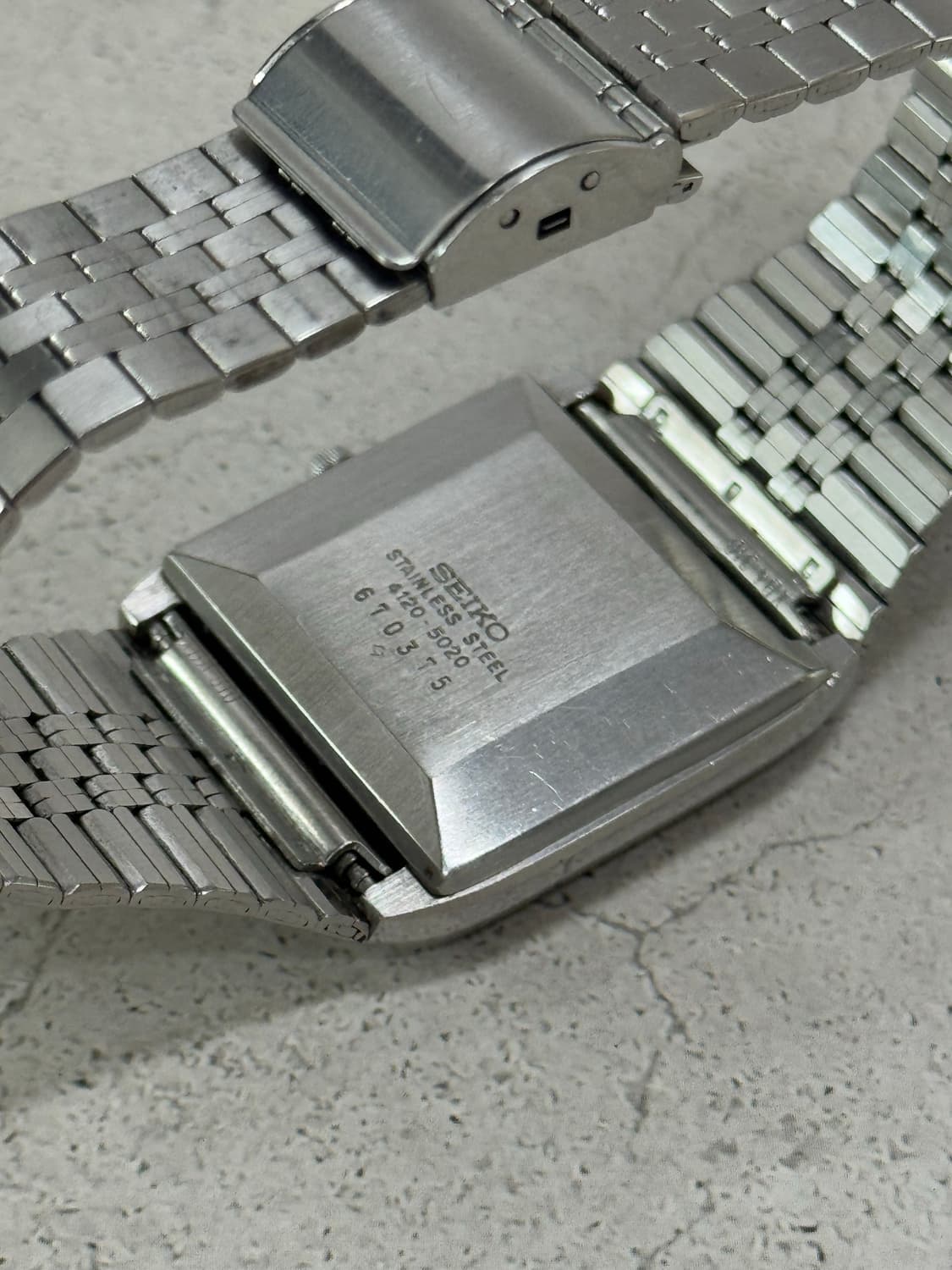 70s 빈티지 세이코 엠블럼 쿼츠 희귀 상품이미지8