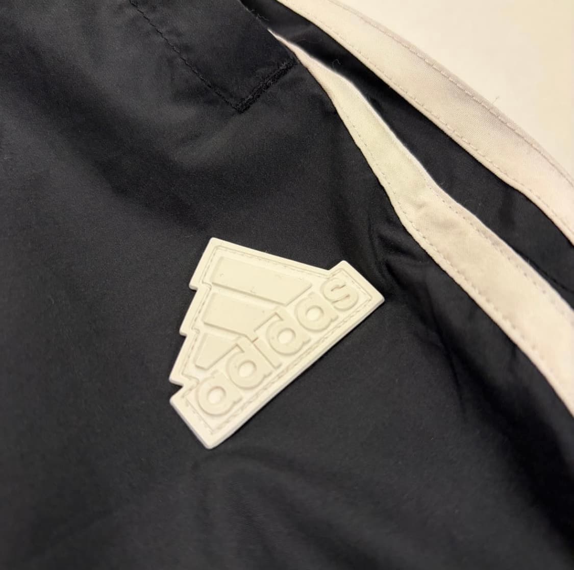 아디다스  트랙 우븐 와이드 트레이닝 바지  L 상품이미지3