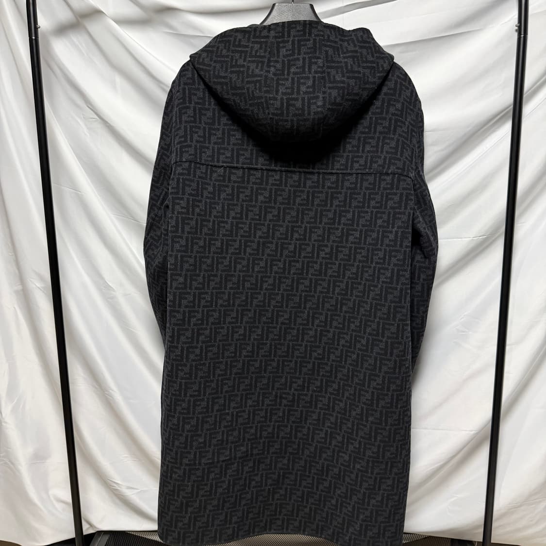 [S+급/54] 펜디 리버서블 캐시미어 후드 코트 블랙 상품이미지8