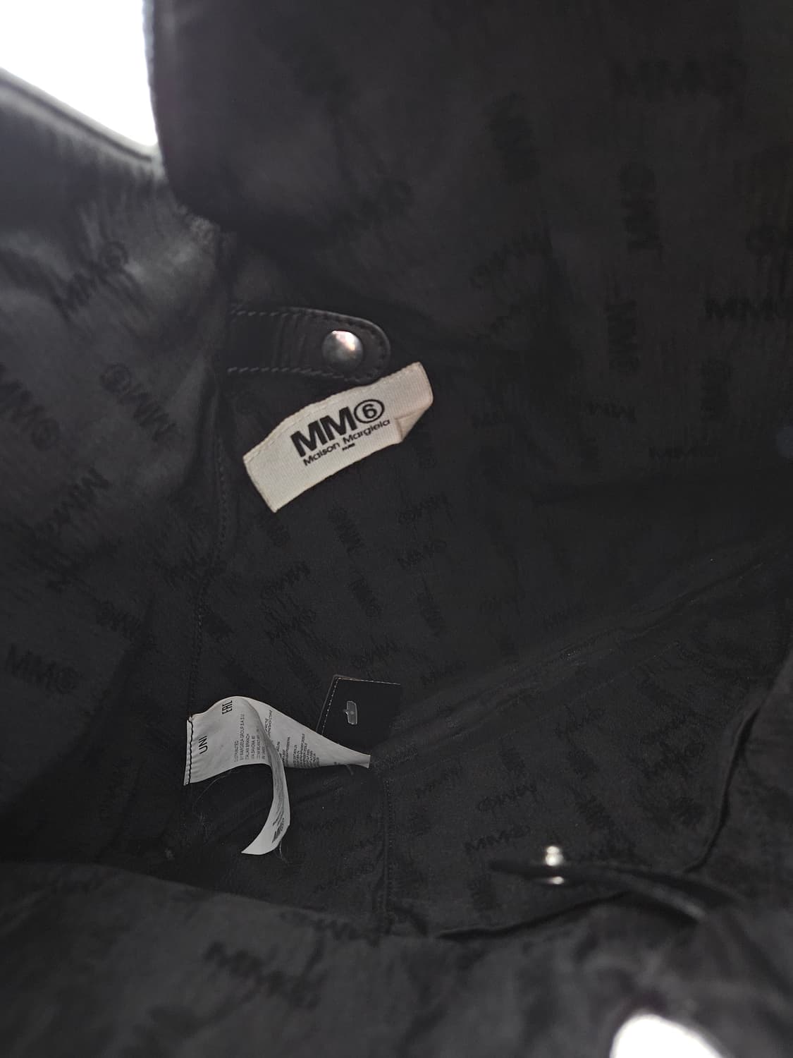 마르지엘라 레더 블랙 토트백 mm6 상품이미지7