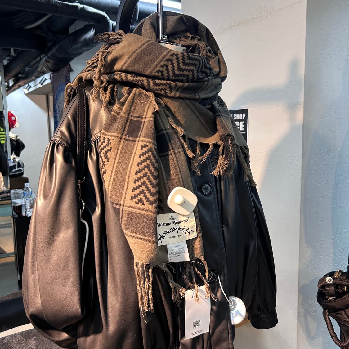 Vivienne Westwood Man Big Muffler 상품이미지8