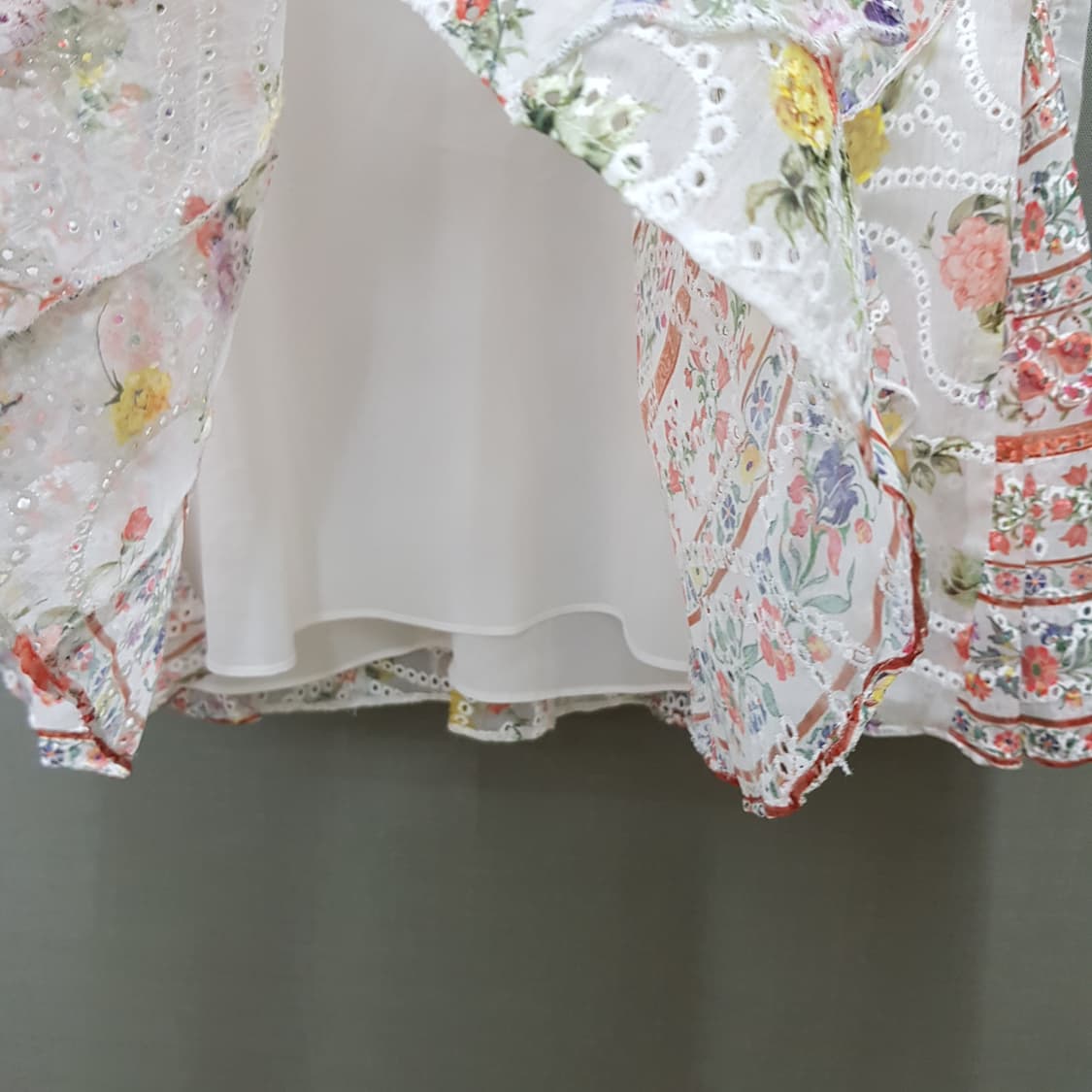 앨리스올리비아 2022 미치 컷아웃 미니 원피스 S사이즈 상품이미지5