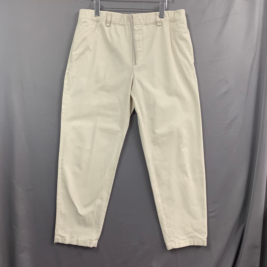 34인치 시스템옴므 22 테이퍼드 핏 베이지 스판 밴딩 코튼 팬츠 면바지 상품이미지1