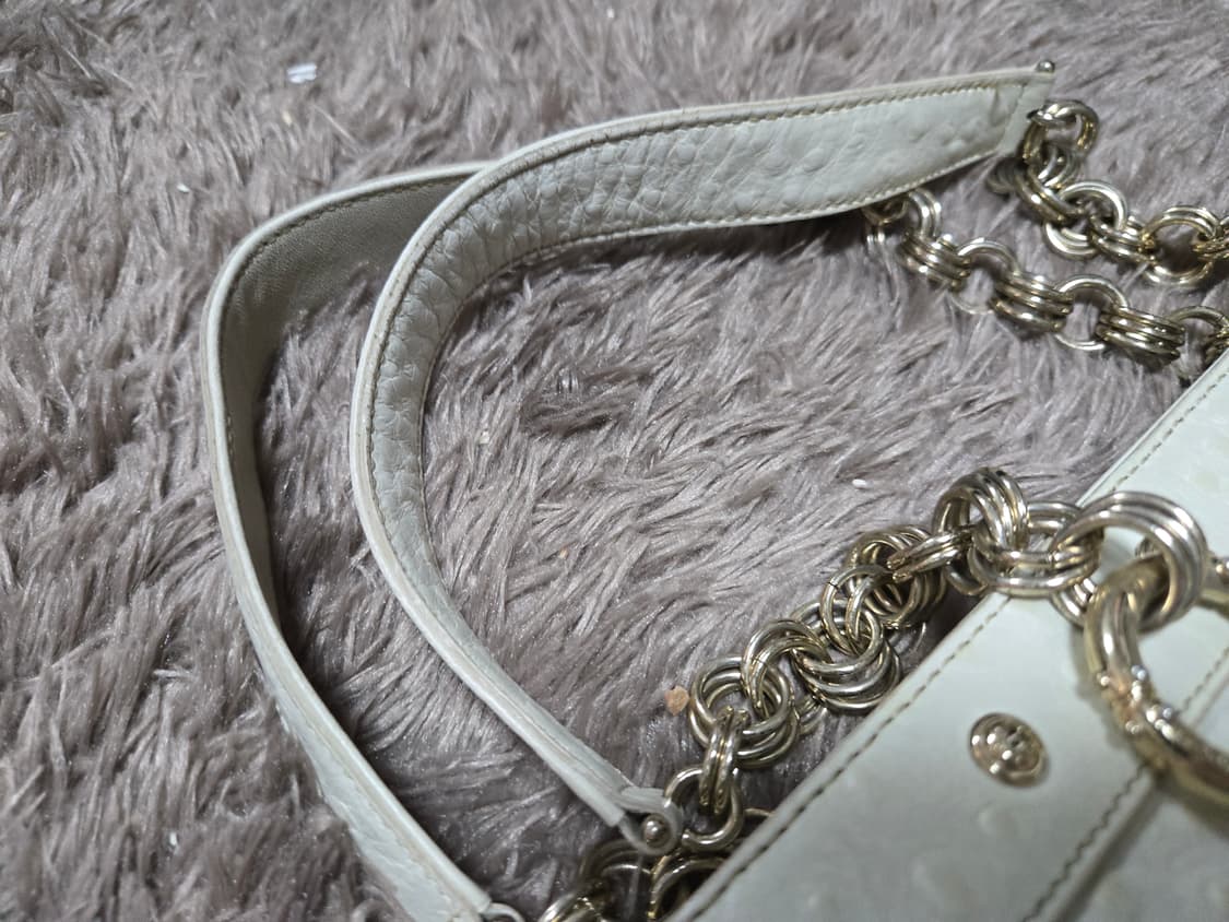 메트로시티 핸드백 토트백 가방 빈티지

2k 체인 도트 화이트 상품이미지7