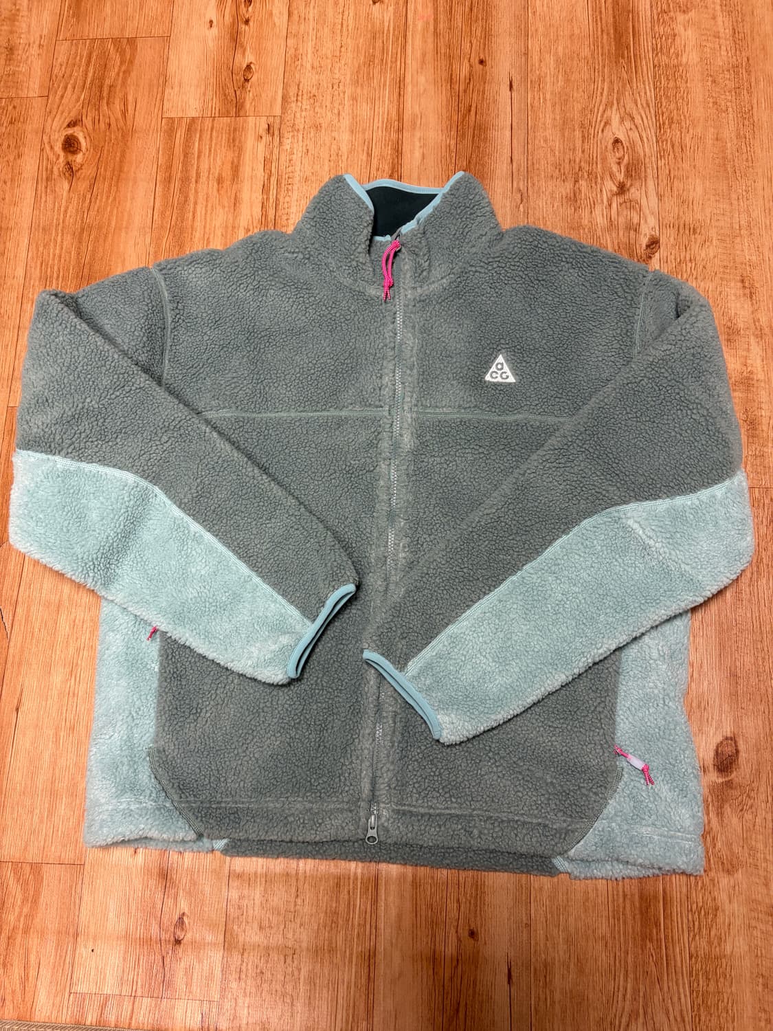 나이키 ACG 캔웰 글레이셔 써마핏 ADV 윈드프루프 자켓 클레이 그린 상품이미지3