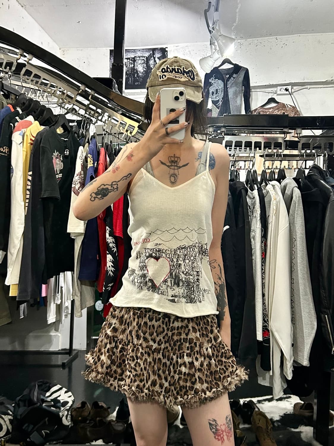빈티지 y2k 프린팅 포인트 x자 스트랩 나시 상품이미지3