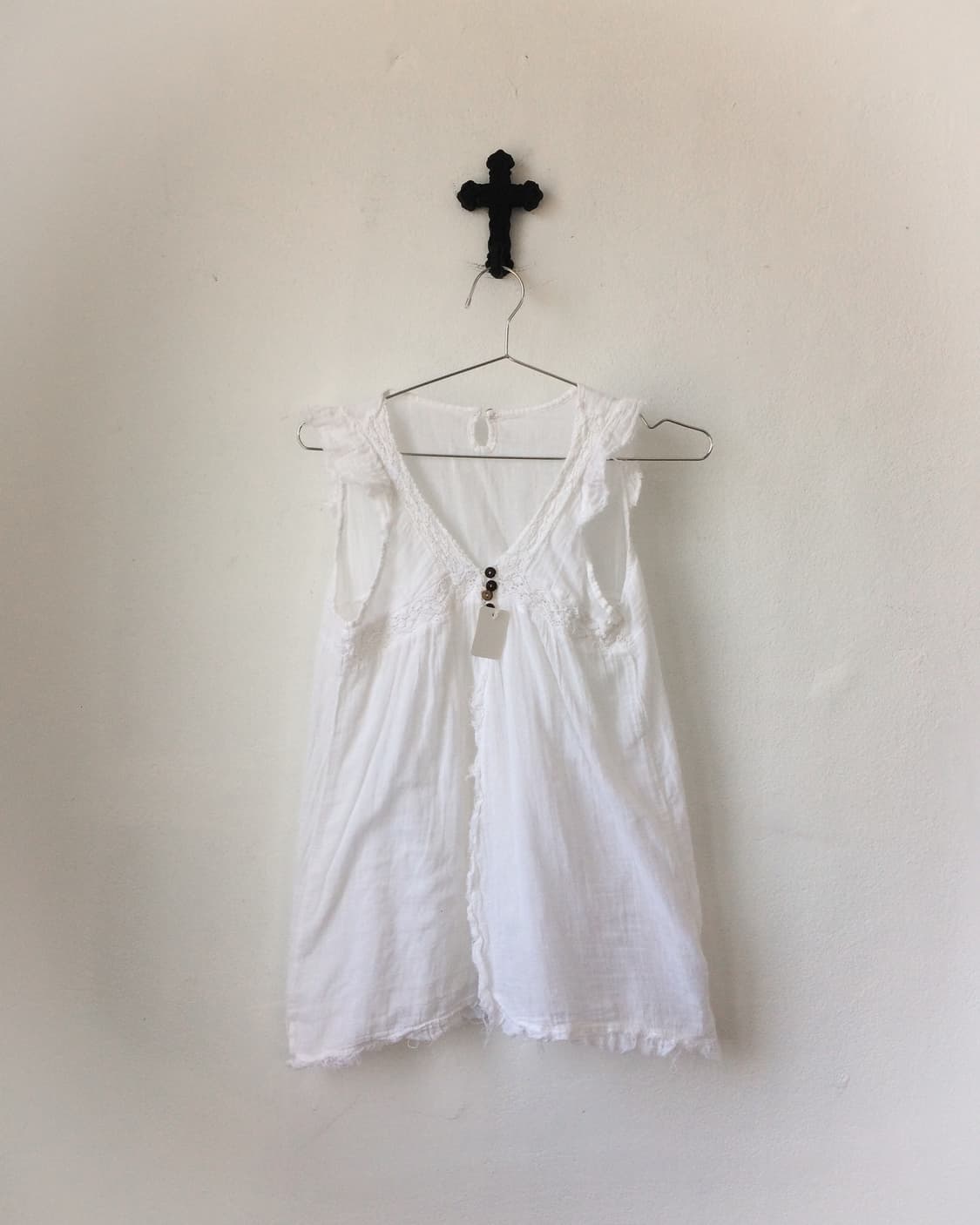 Button point sleeveless 상품이미지2