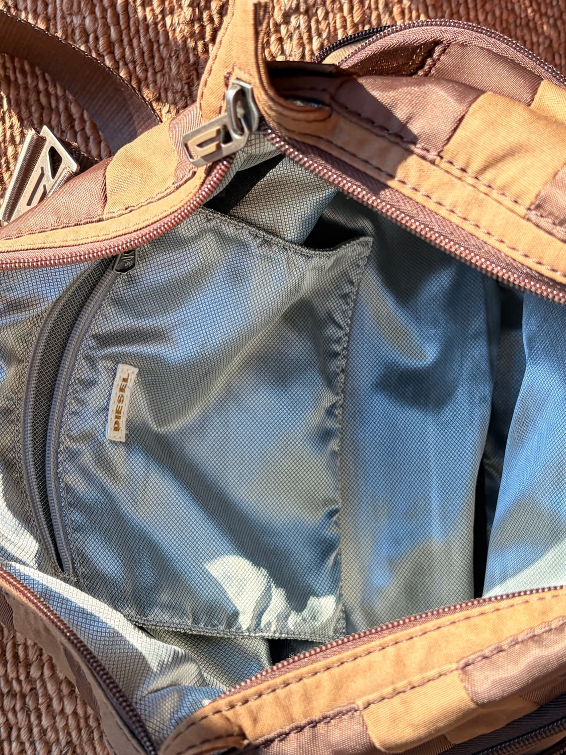 DIESEL big logo shoulder bag / 디젤 숄더백 상품이미지5