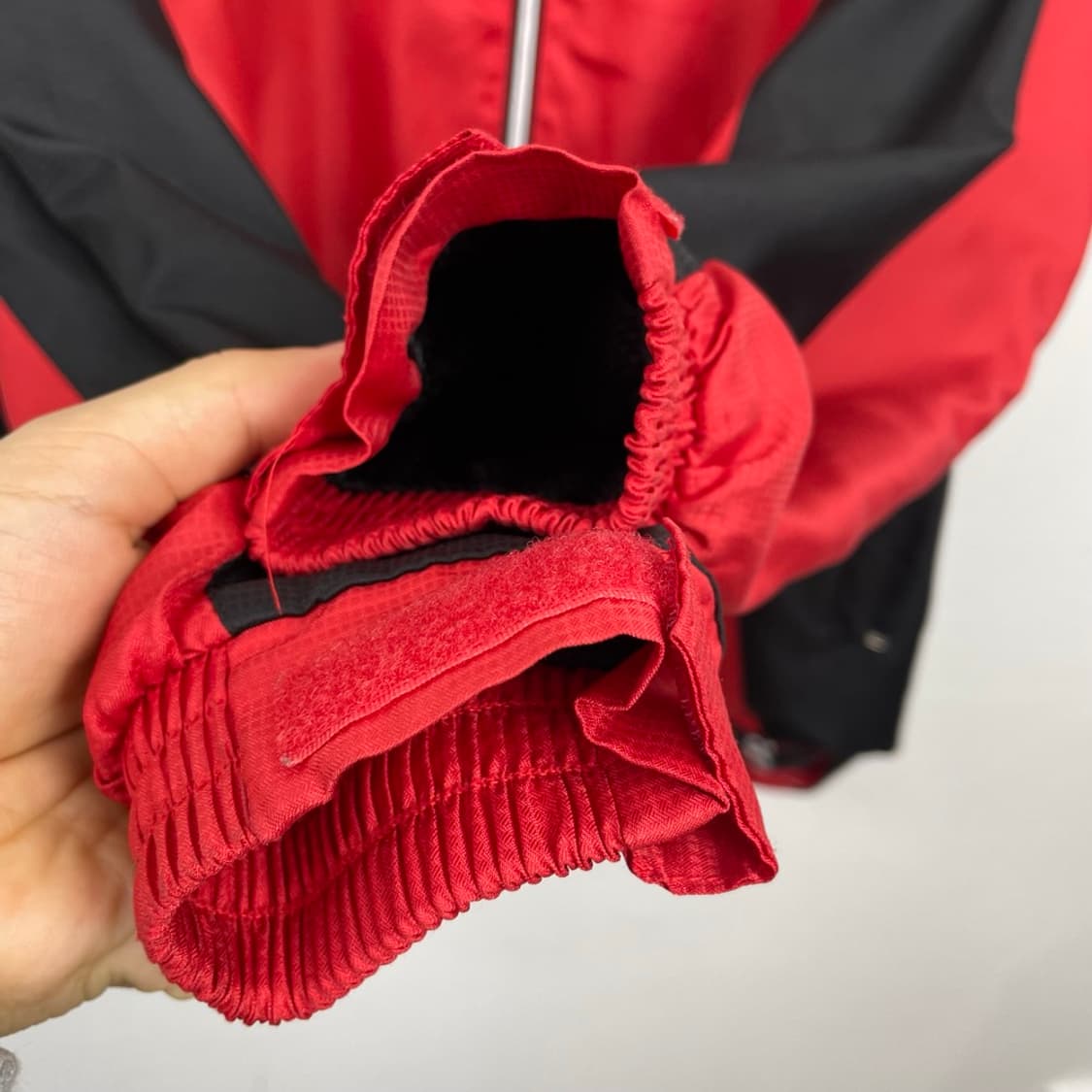 험멜 Hummel 레드 배색 트레이닝 바람막이 집업 XL 상품이미지5
