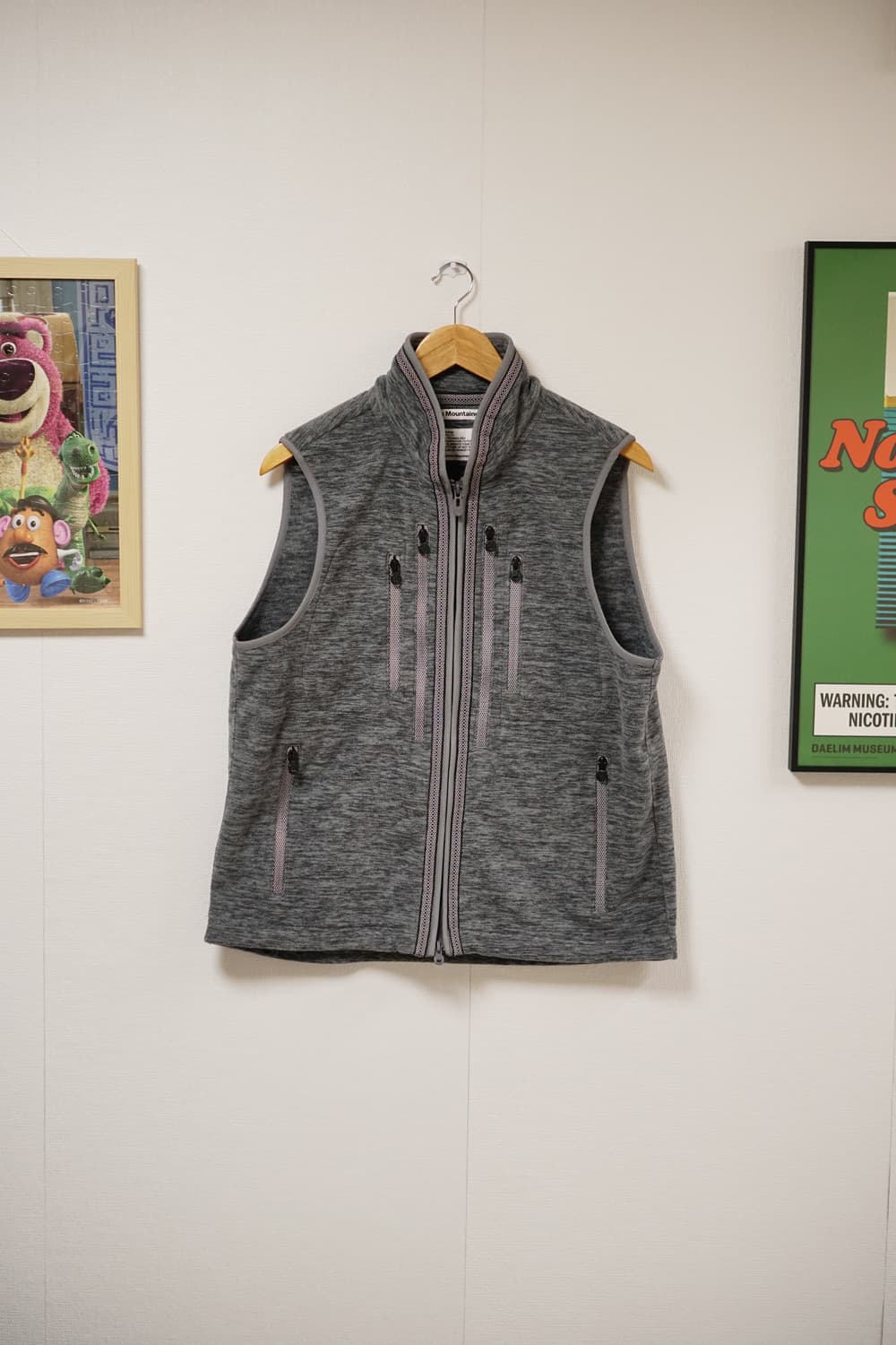 White Mountaineering 프리마로프트 테크 플리스 베스트 2 상품이미지1