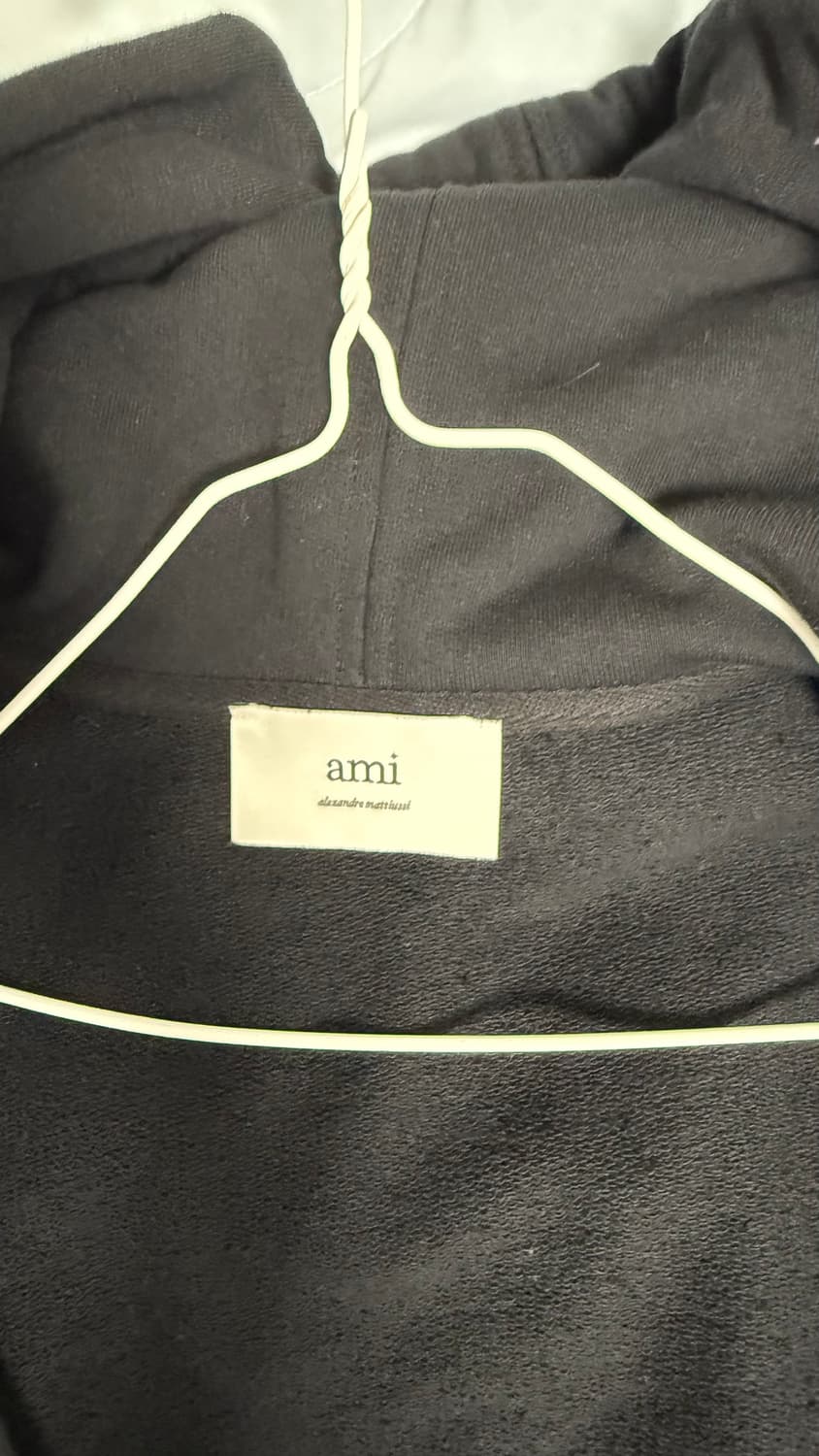 아미(Ami) 스몰 하트 로고 블랙 후드집업 M (정품급처) 상품이미지3
