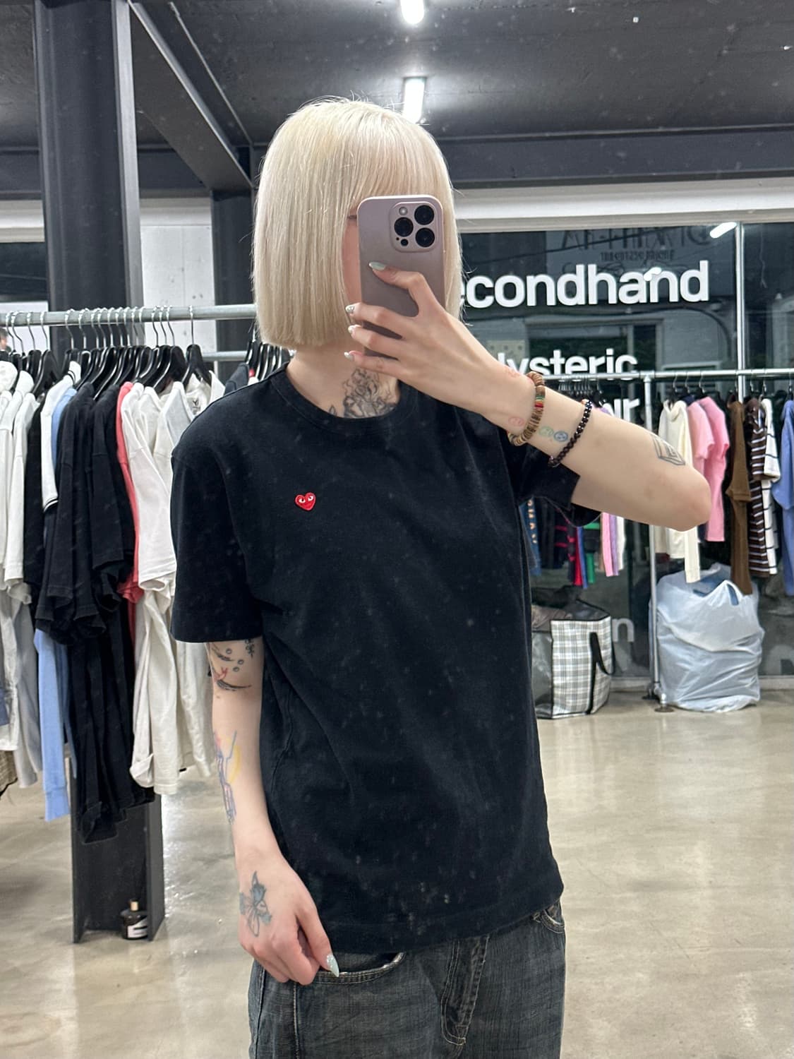 꼼데가르송 PLAY 레드 하트 블랙 반팔 티셔츠 상품이미지3