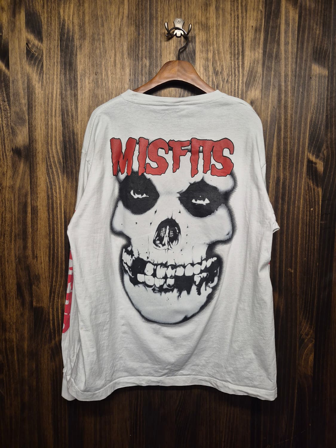 Giant MISFITS Longsleeve 상품이미지3