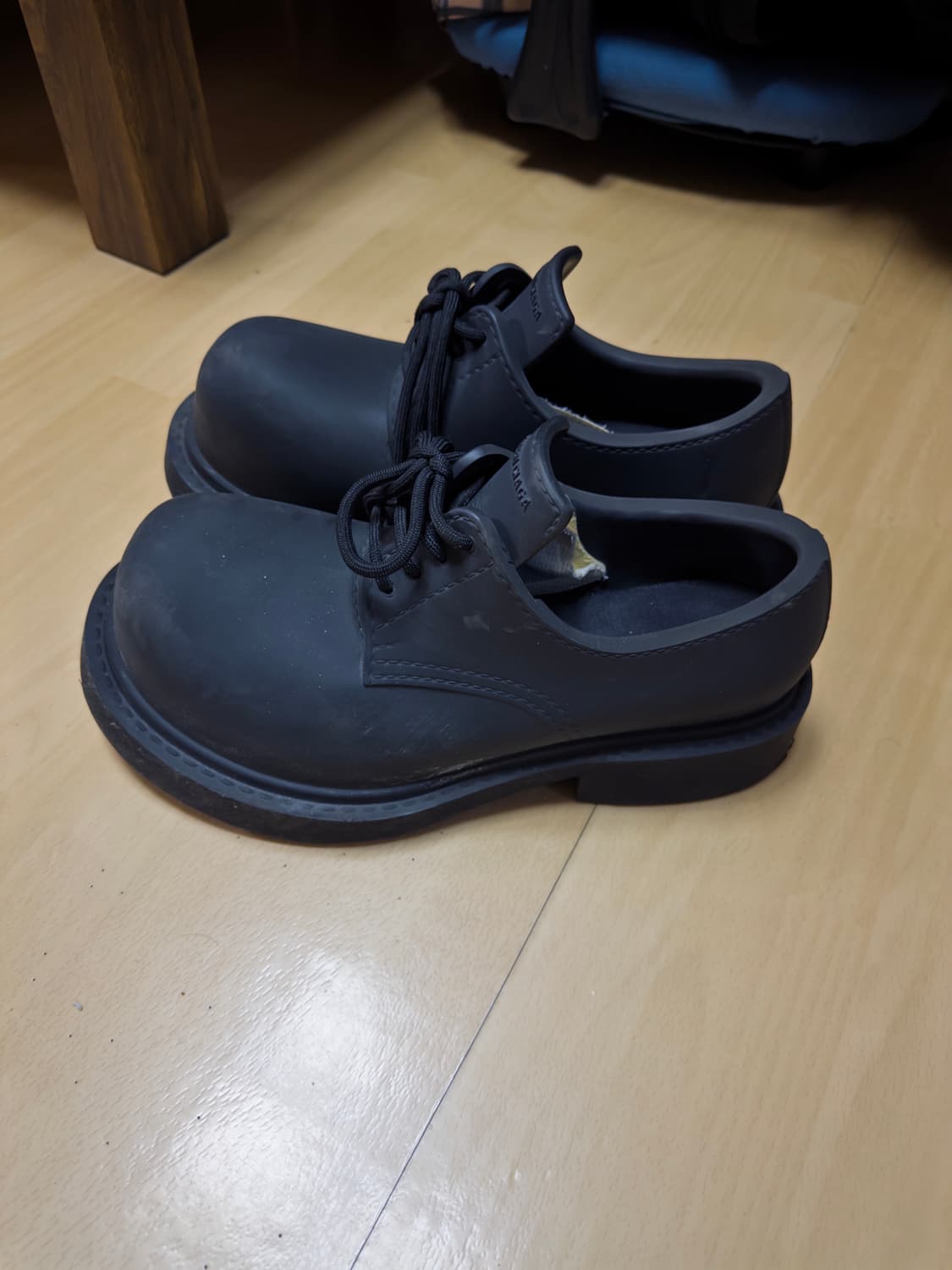 발렌시아가 스테로이드 더비 42 팝니다 상품이미지4