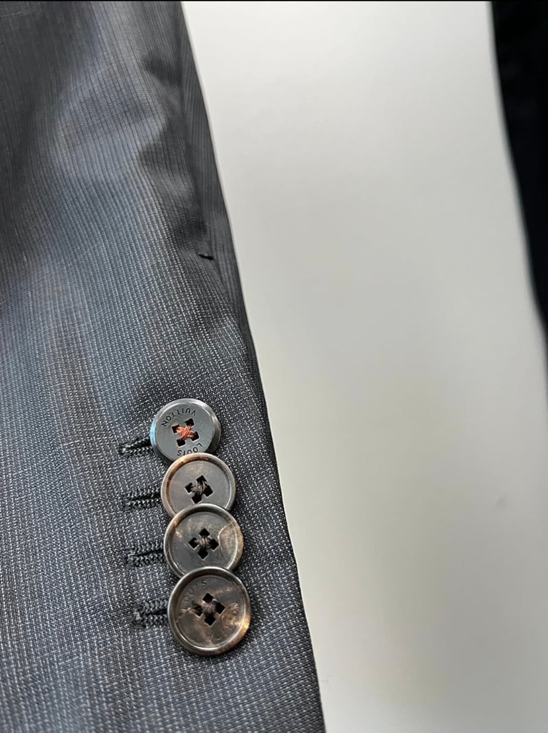 100-105) 루이비통 체크 블레이져  상품이미지3