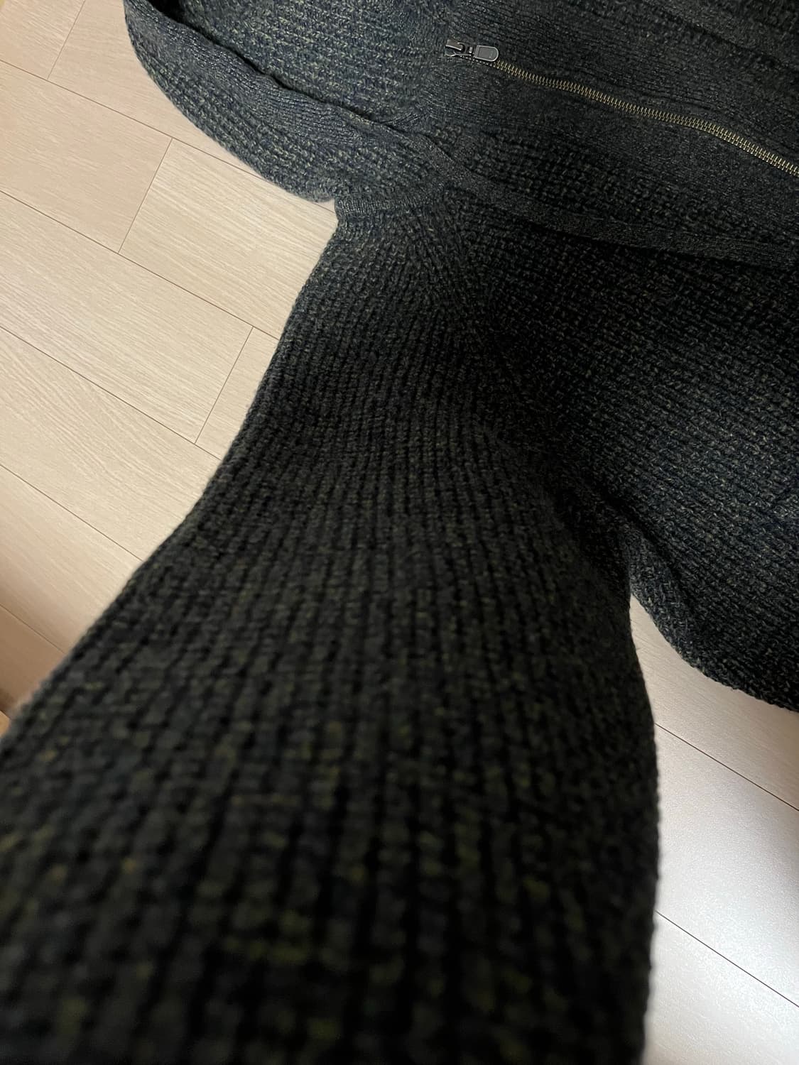 웰빙익스프레스 와플 니트 집업 카키 상품이미지8