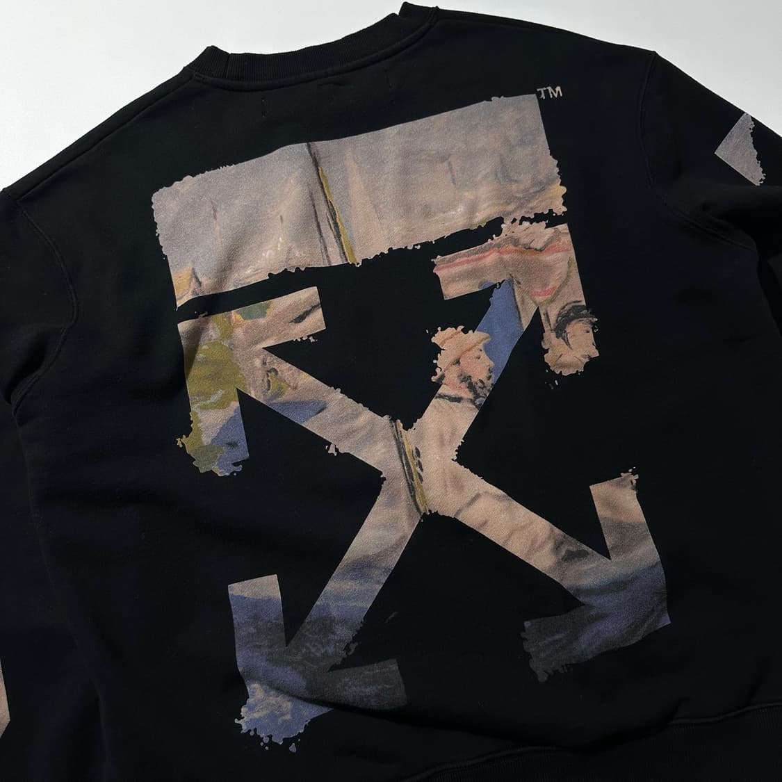 오프화이트 유화 애로우 맨투맨 블랙 상품이미지4