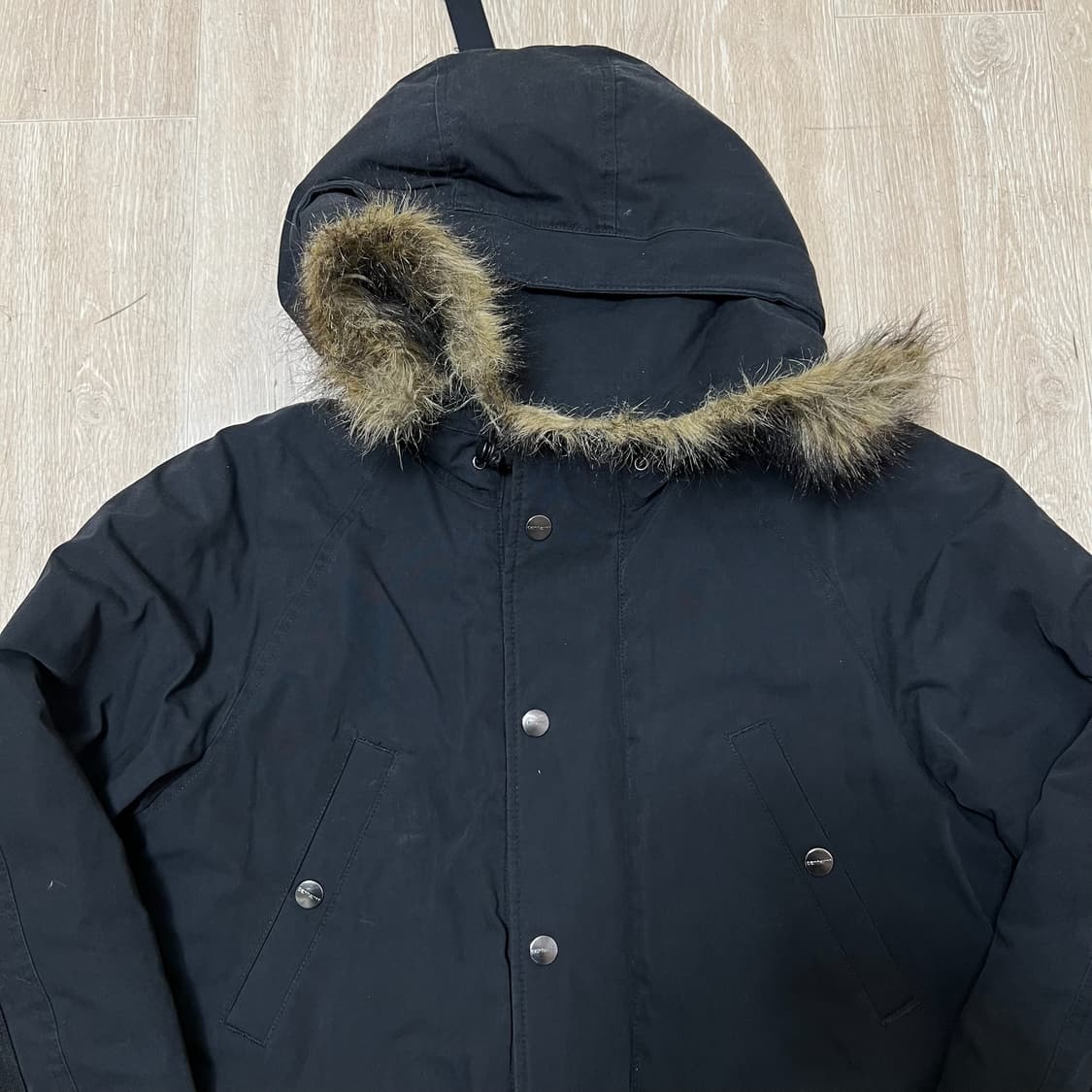 칼하트 WIP 와펜 트래퍼 패딩 파카 S/90  상품이미지2