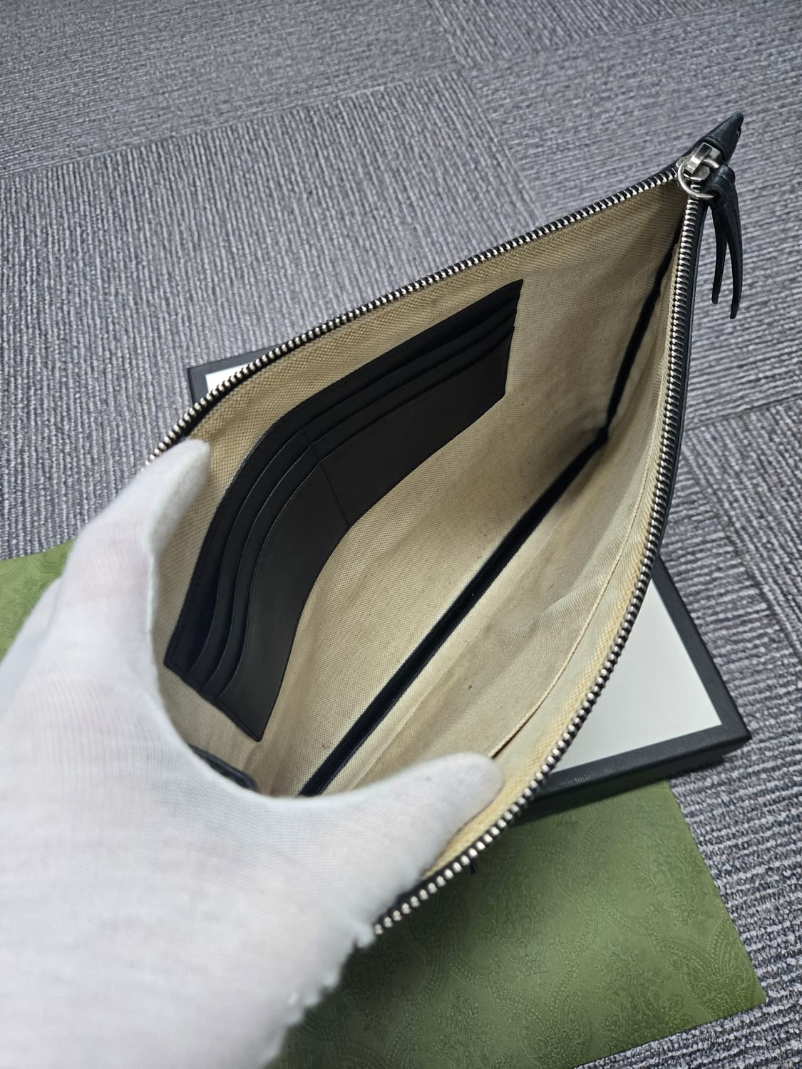 [특가][정품] 구찌 꿀벌 클러치백 상품이미지5