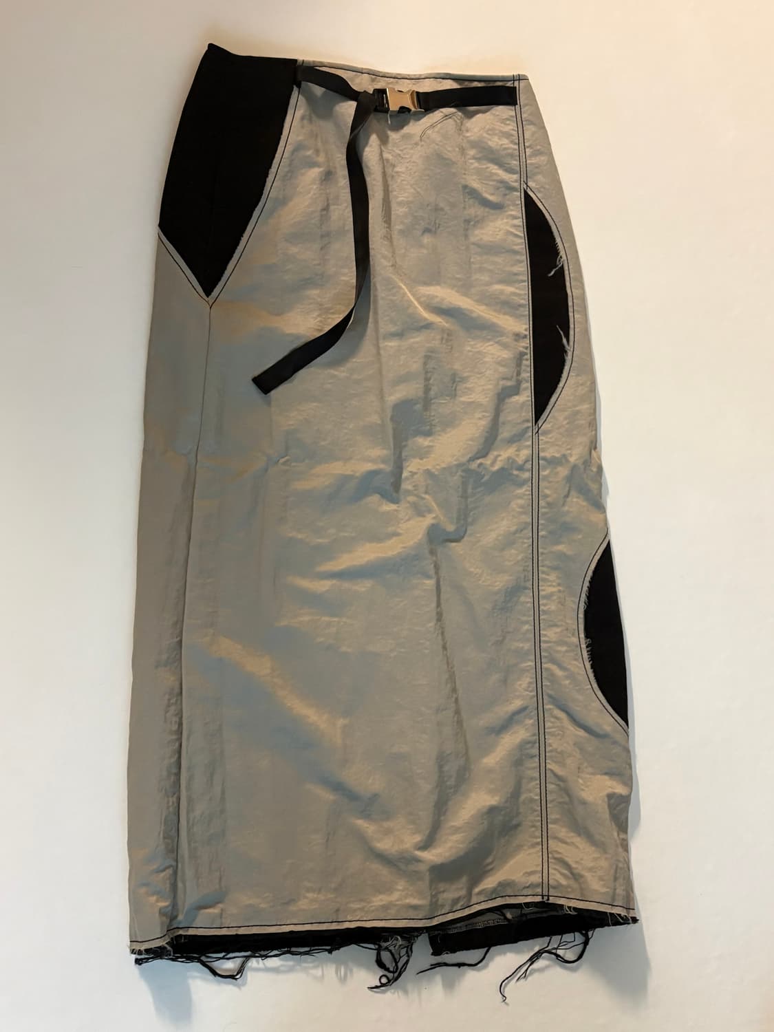 마뗑킴 벨트 트윔 나일론 스커트 상품이미지5