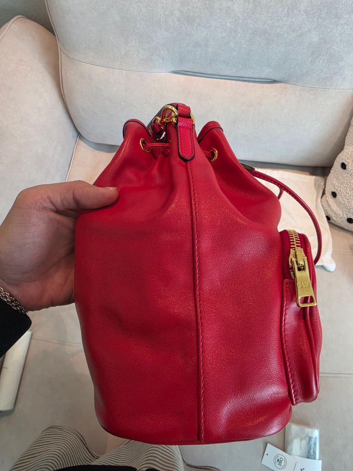 프라다 듀엣 레더 버킷백 크로스백 레드 상품이미지4