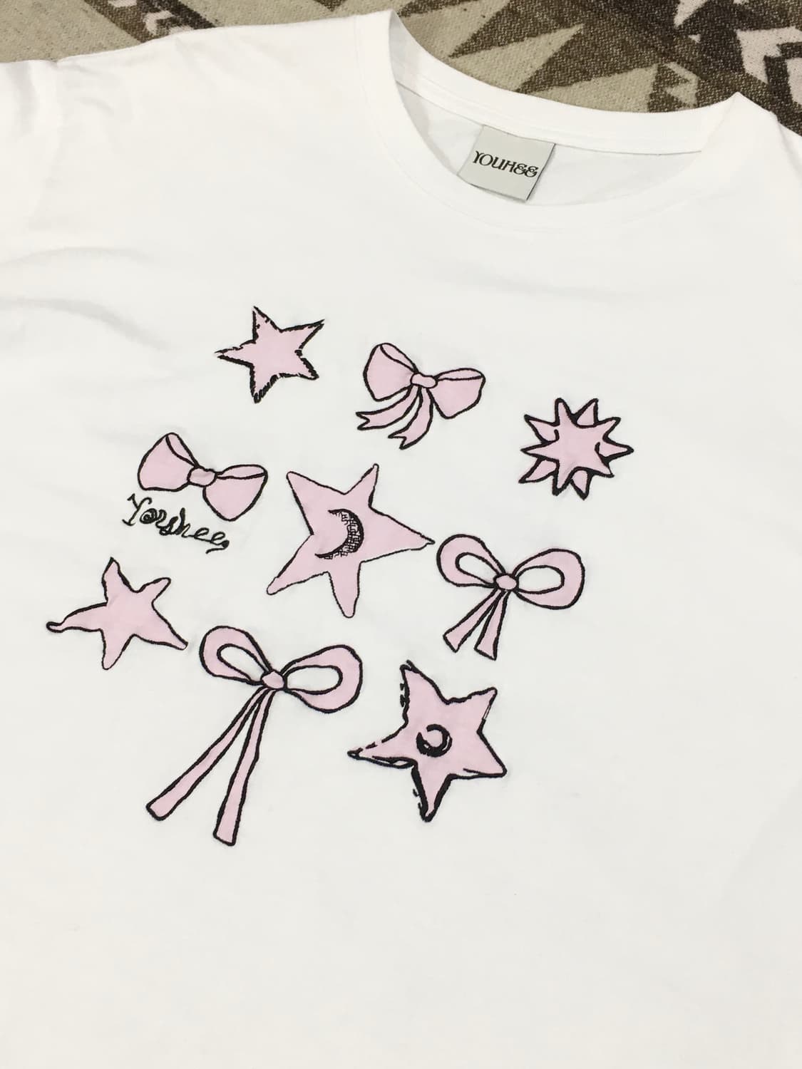 유히 스타그래픽 반팔 티셔츠 화이트 상품이미지2