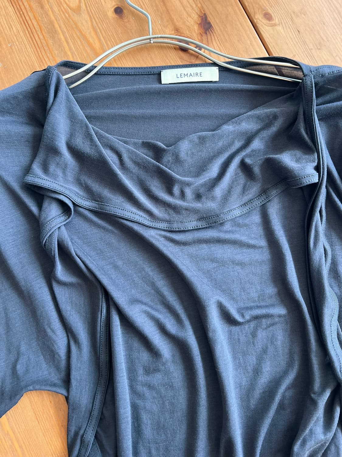 르메르 25SS 숏 슬리브 풀라드 탑(차콜) 상품이미지4