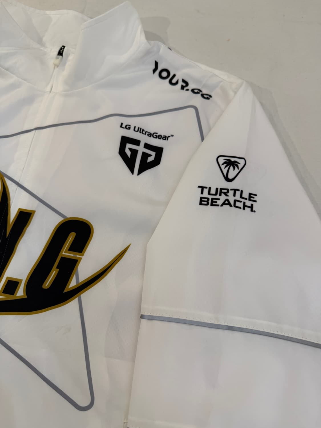 2024 데상트 젠지 월즈 유니폼 바람막이 자켓 화이트 상품이미지3