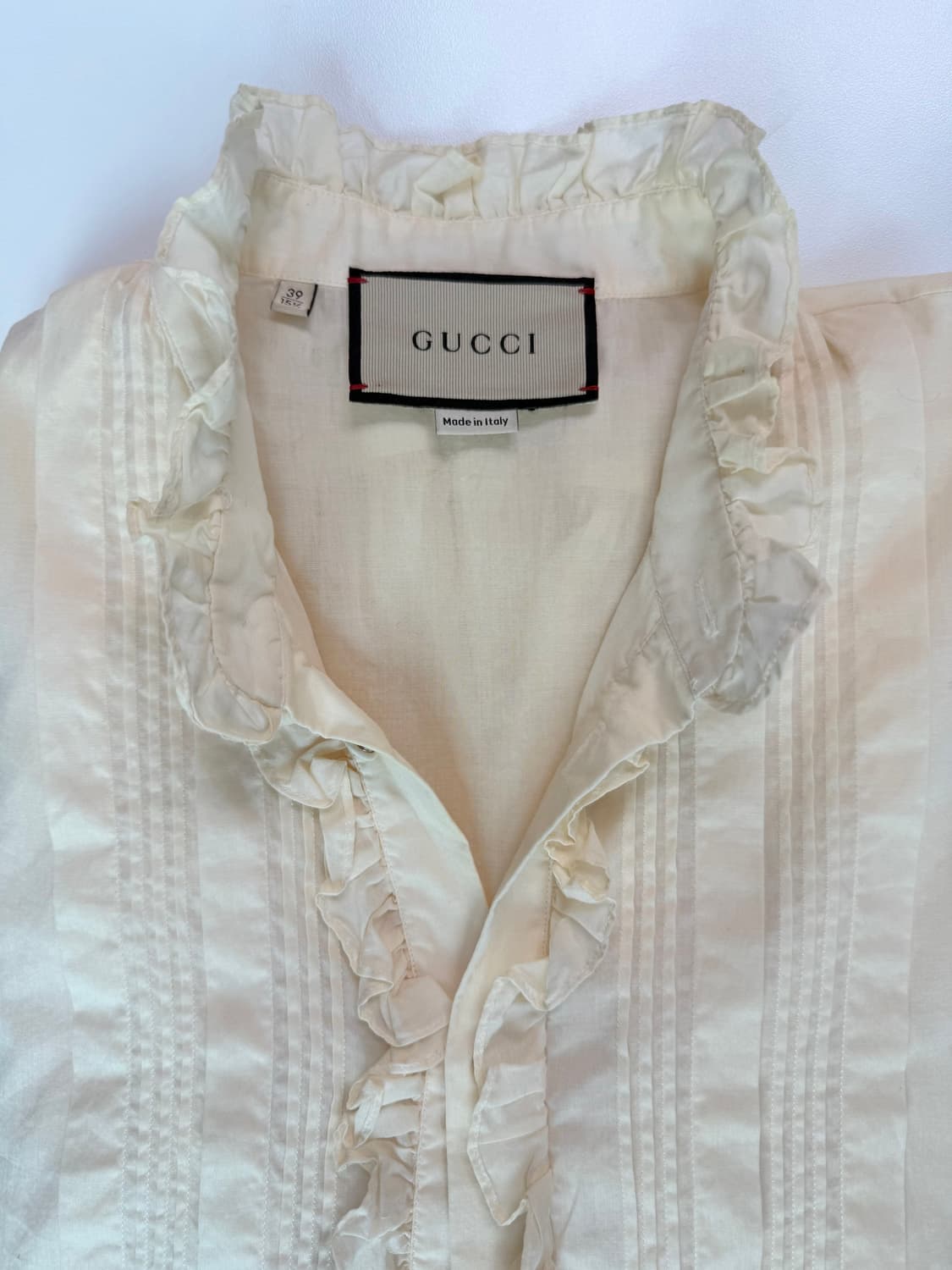 구찌 아이보리 프릴 블라우스 상품이미지2