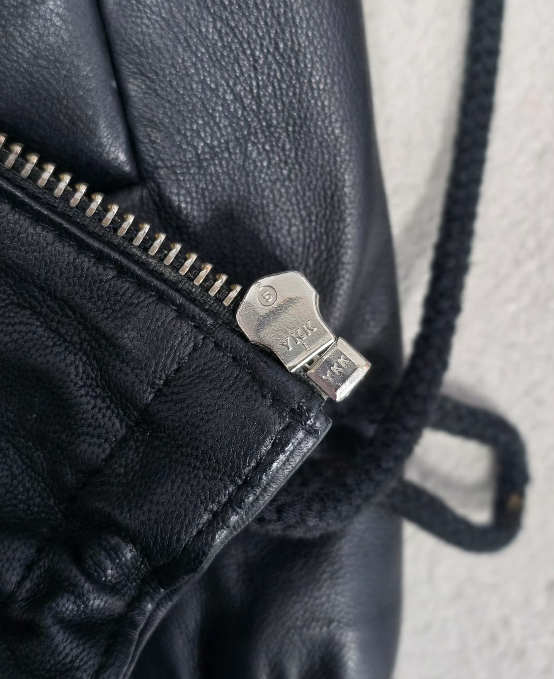 COS 블랙 우먼스 램스킨 봄버 레더 자켓 S사이즈 상품이미지6