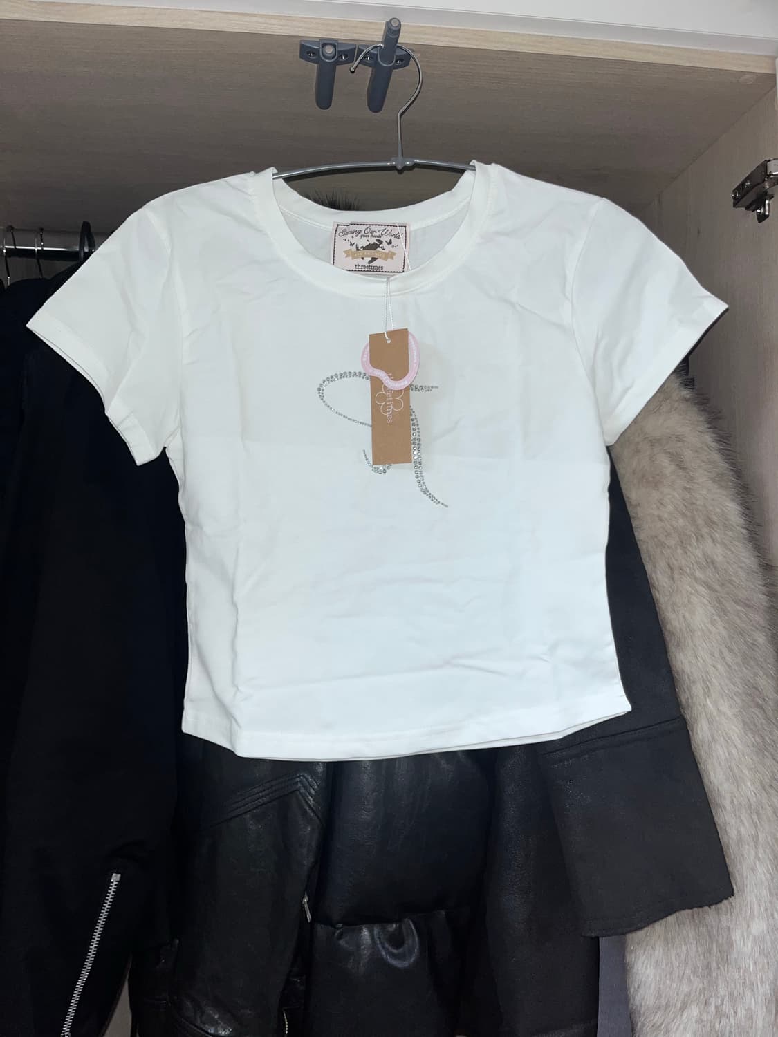 (새상품)쓰리타임즈 쥬얼티 반팔 화이트s  상품이미지1